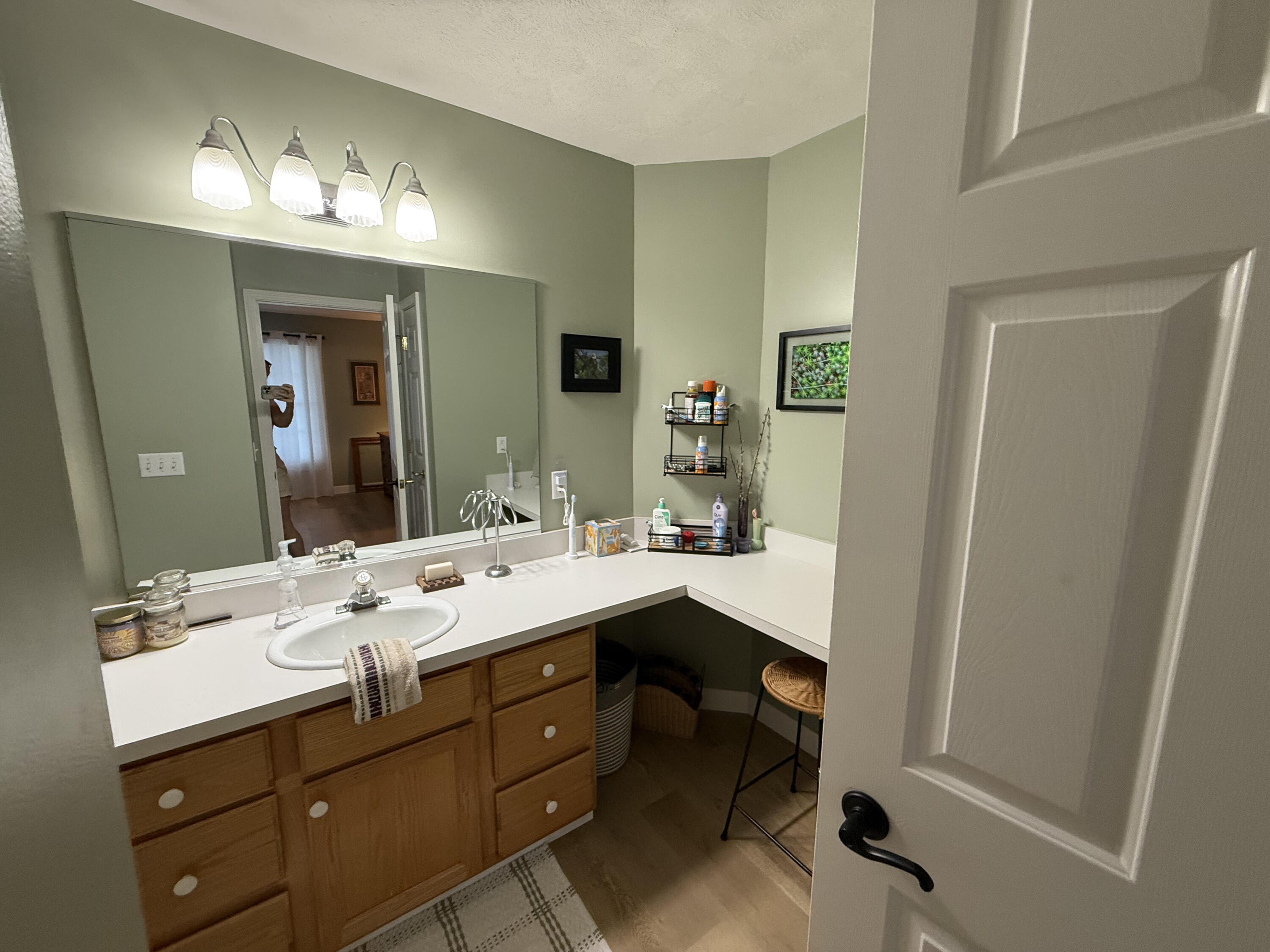 2 Cottage Lane