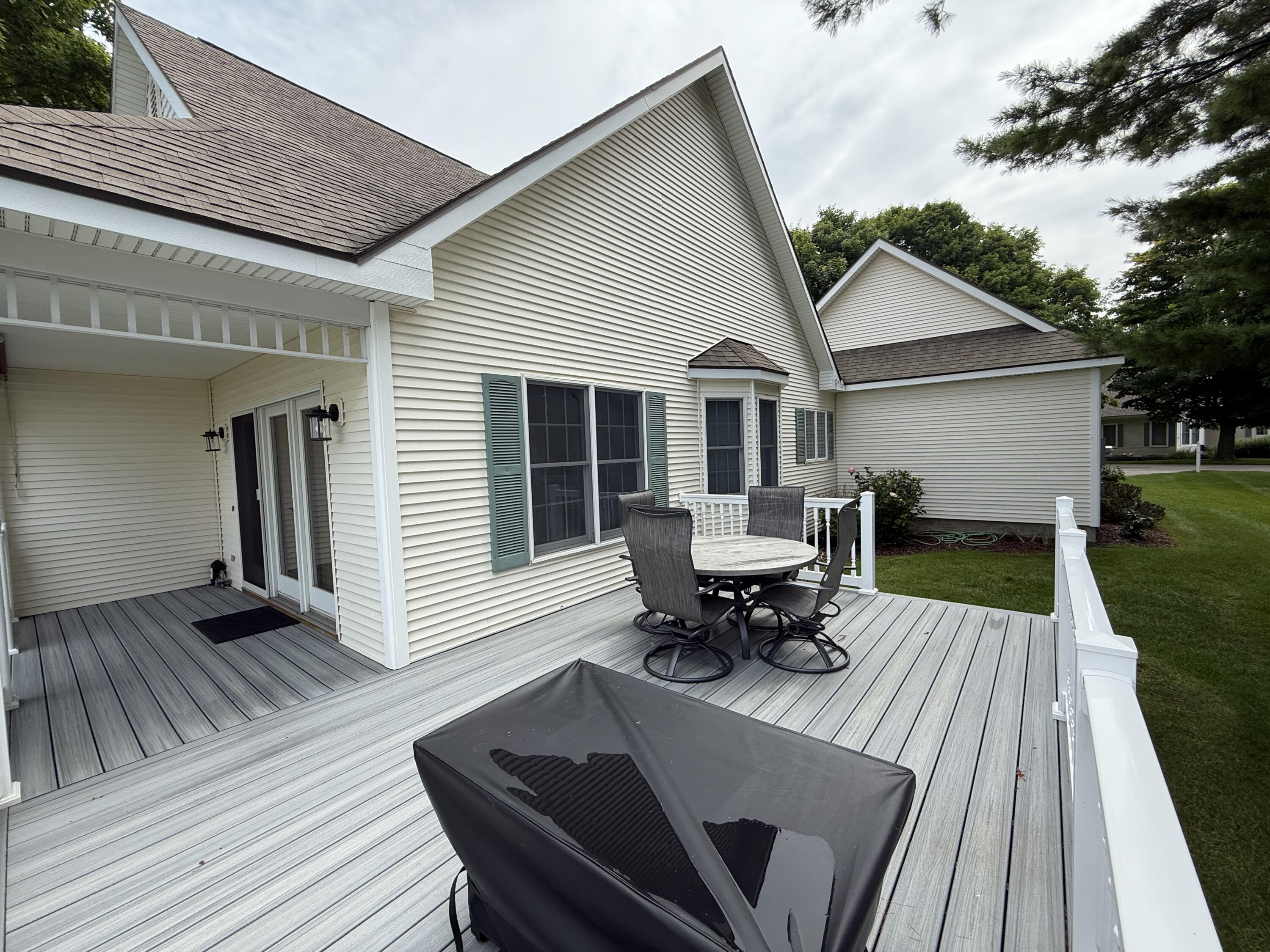2 Cottage Lane