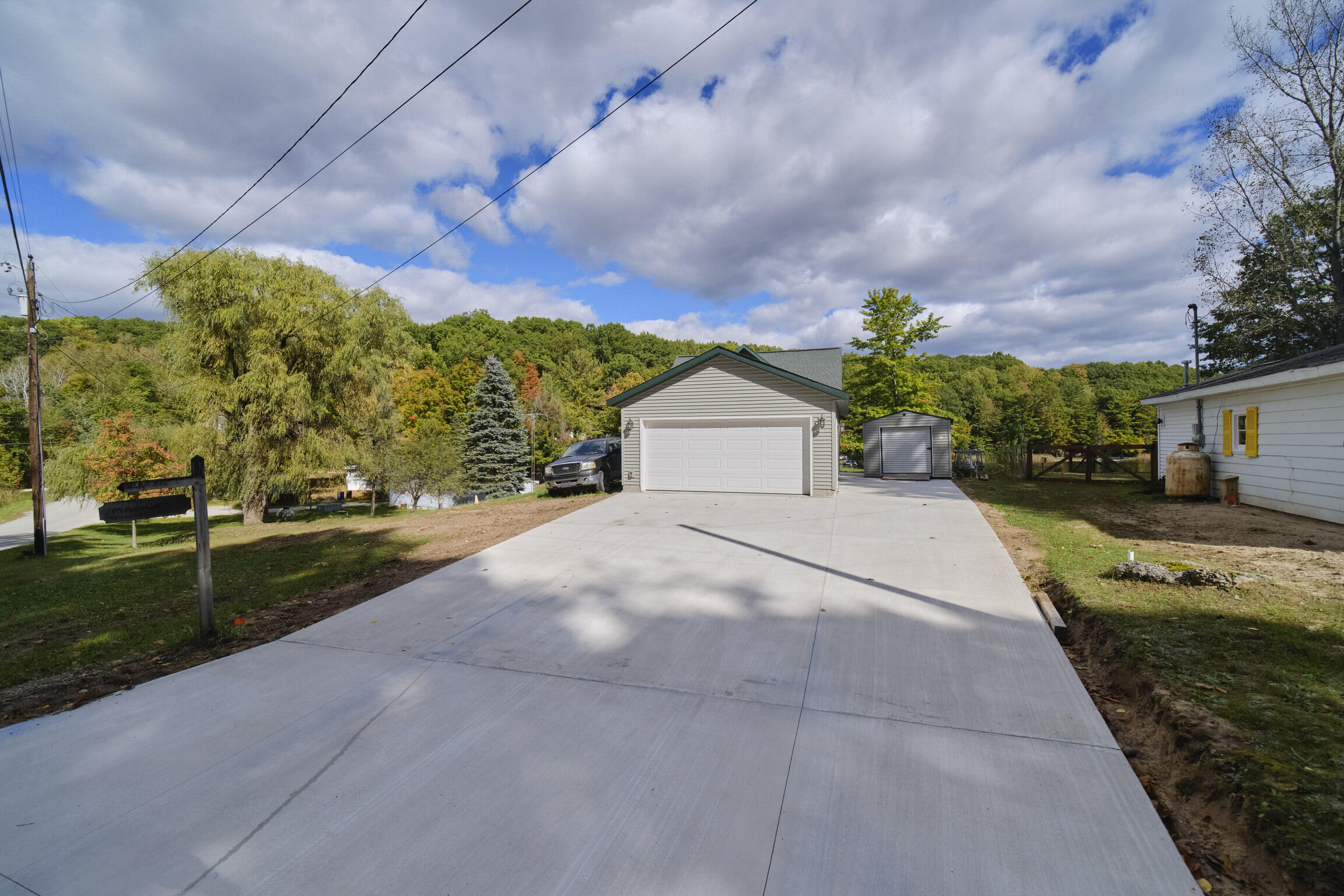 6124 N Larson Road