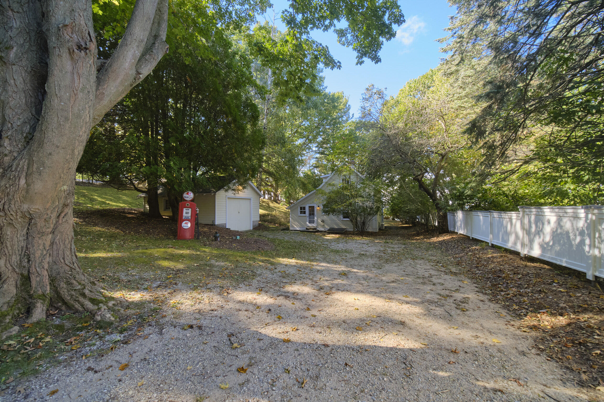 12838 Lakeview Road