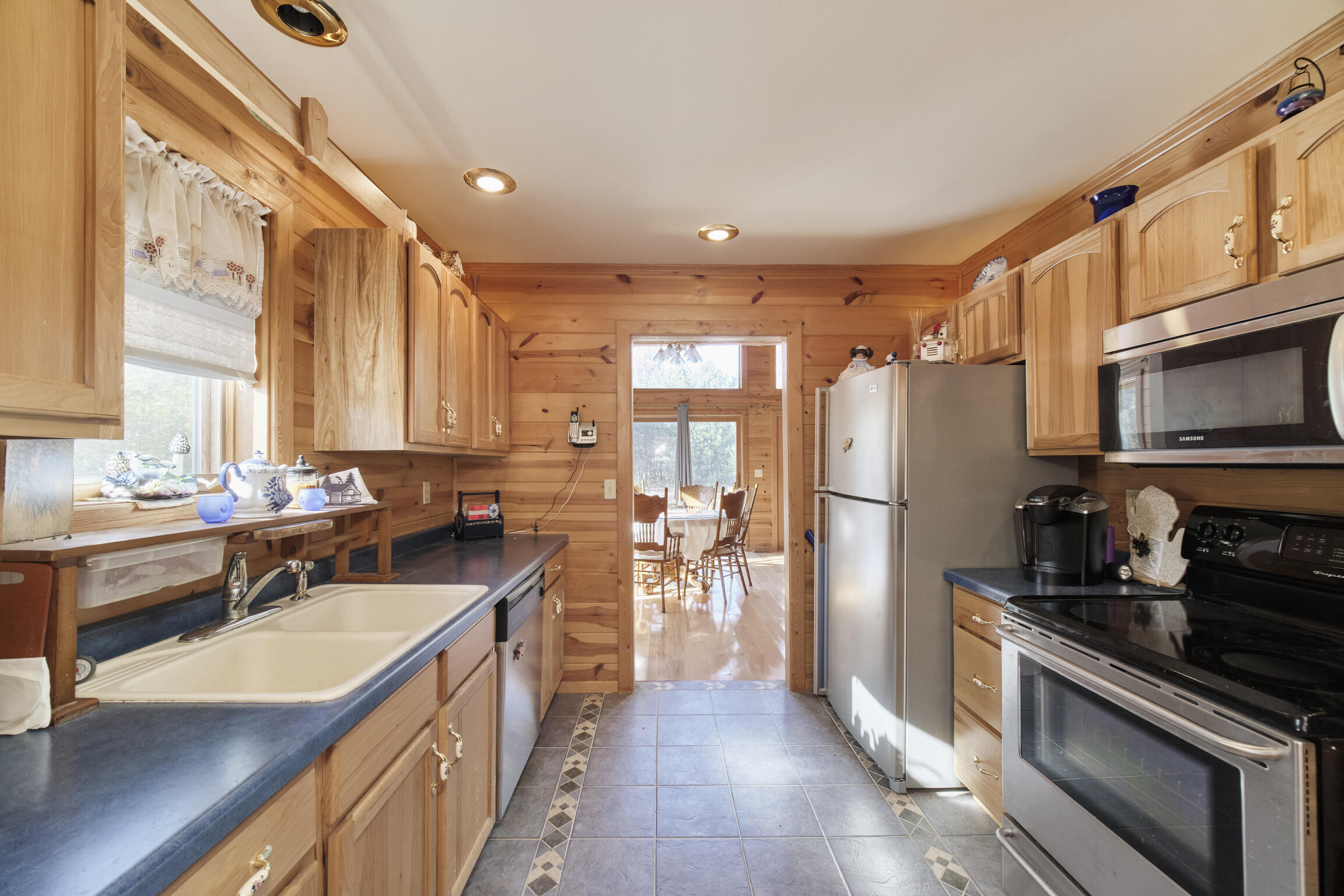 12207 9 Mile Road