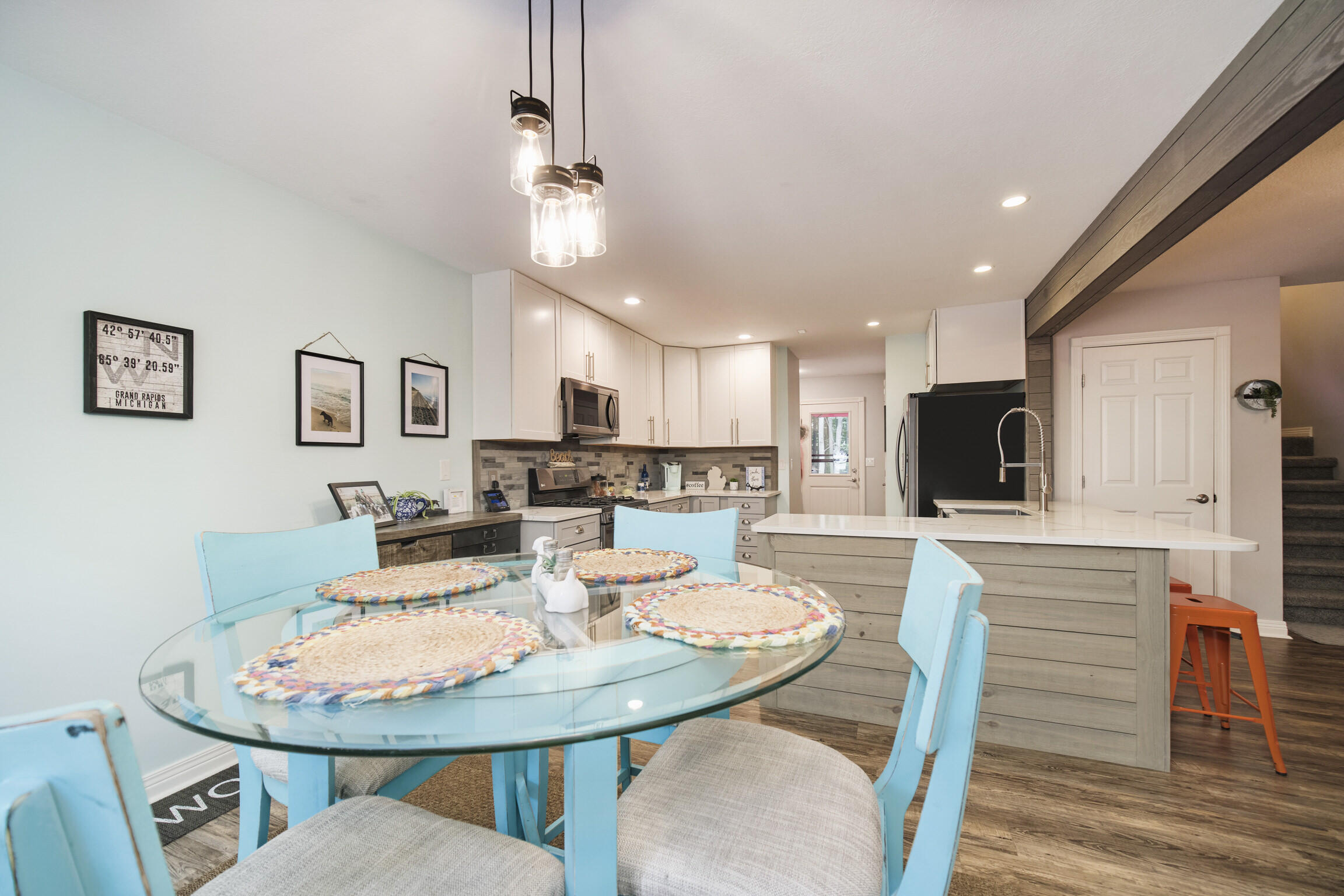 4455 W Fox Farm Road