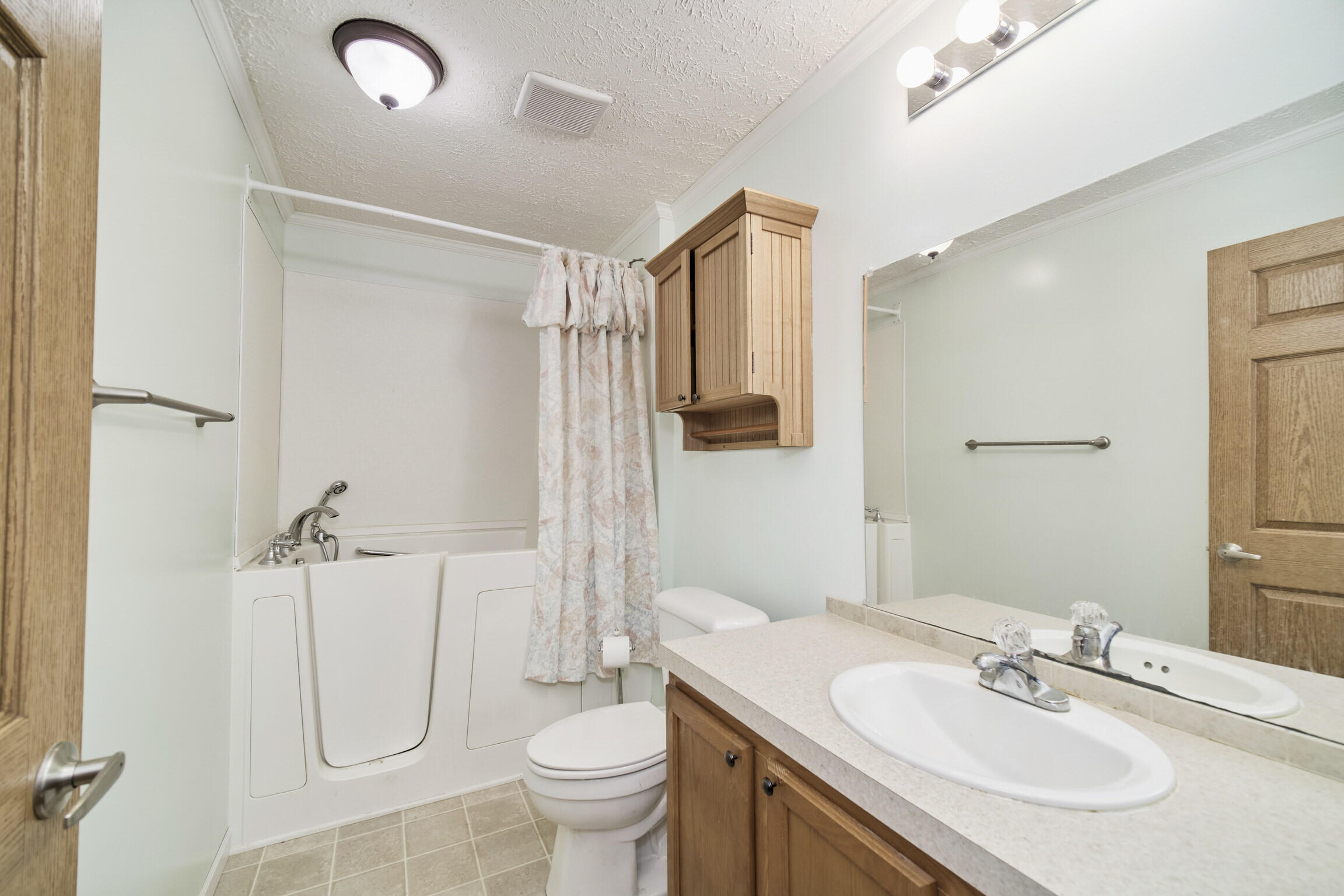 14061 Erdman Road