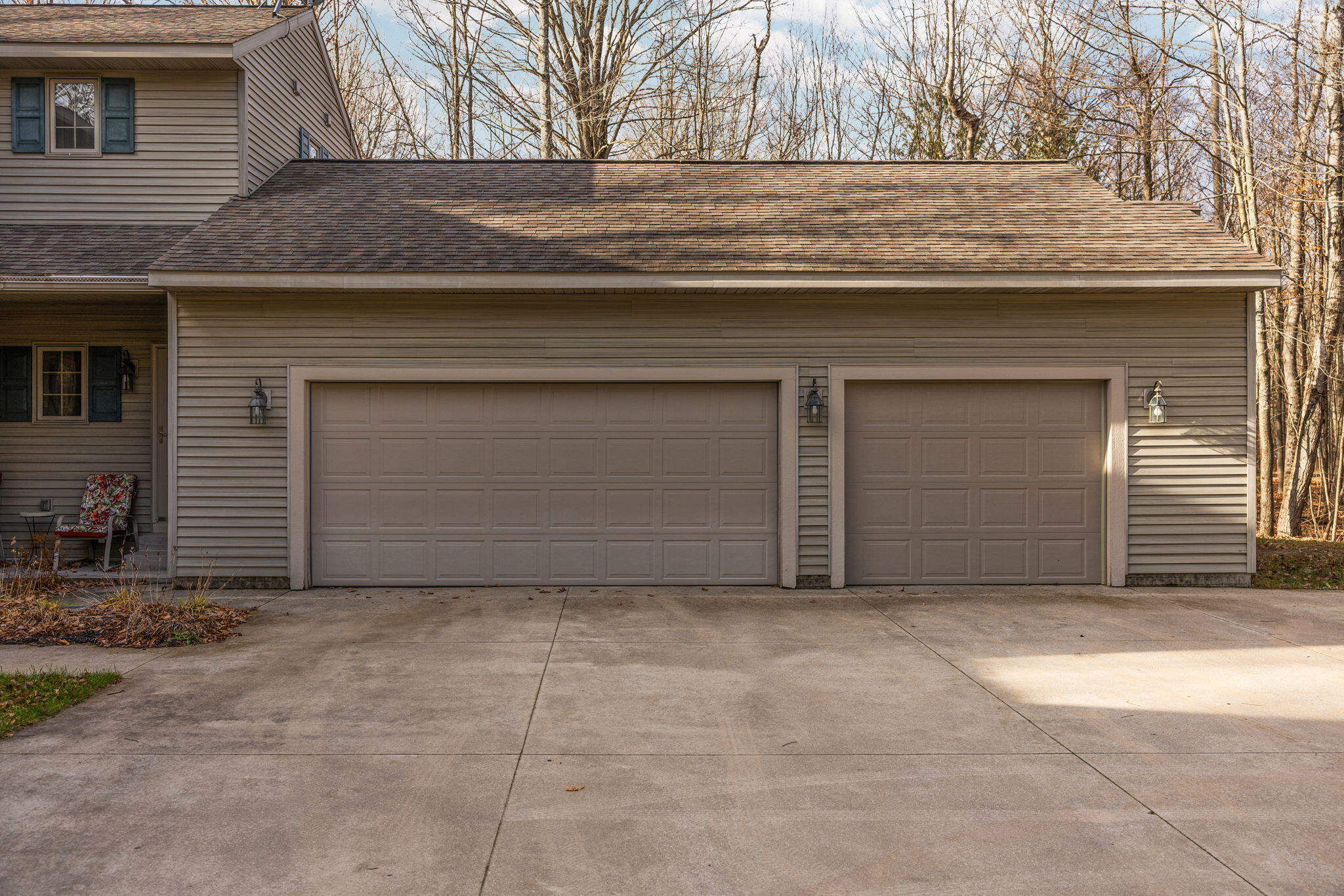 15445 Holly Drive