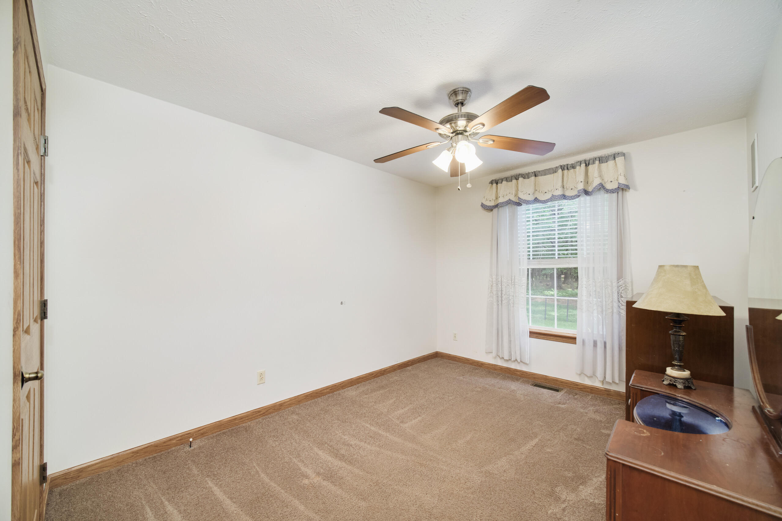 9155 Ivanhoe Drive