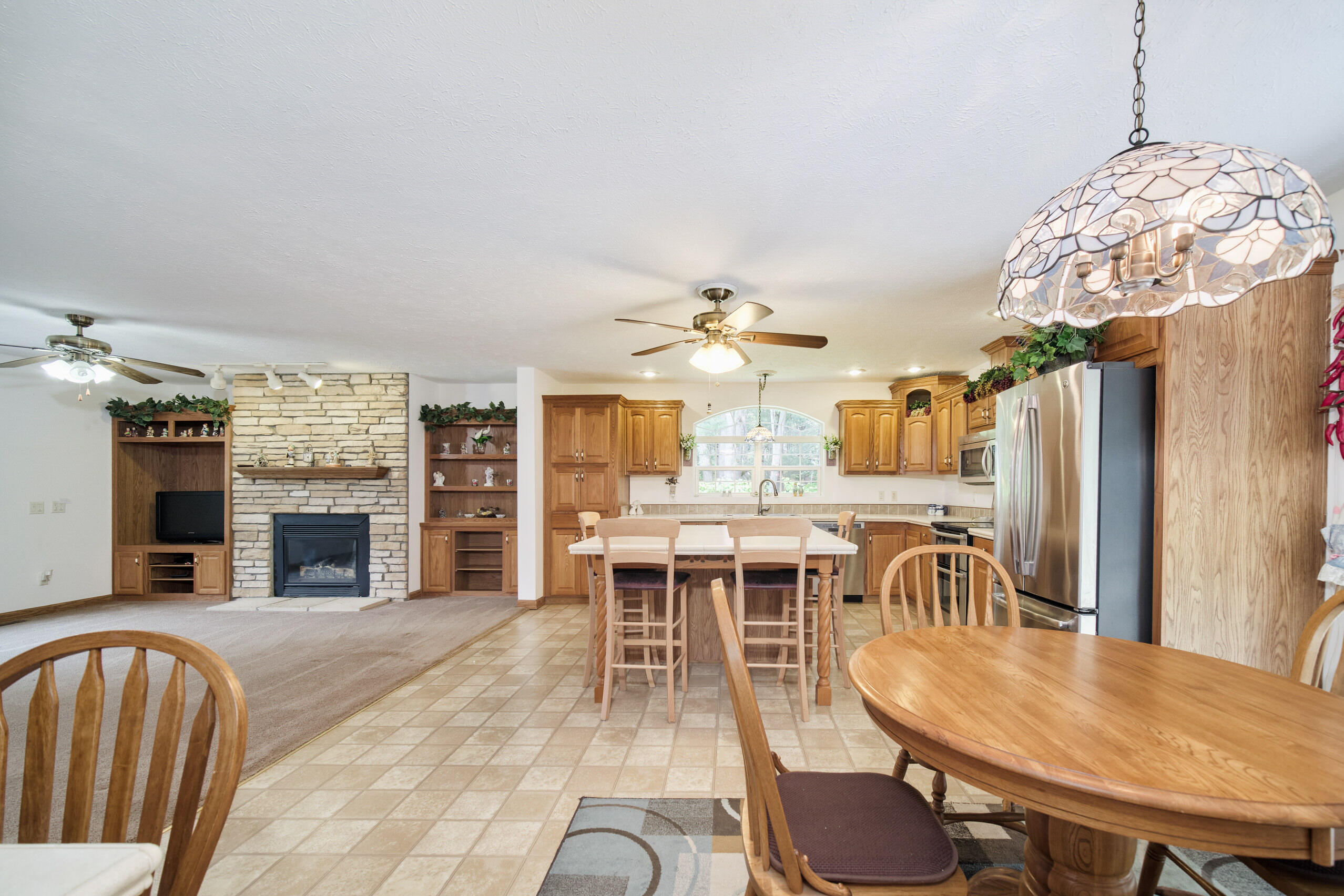 9155 Ivanhoe Drive