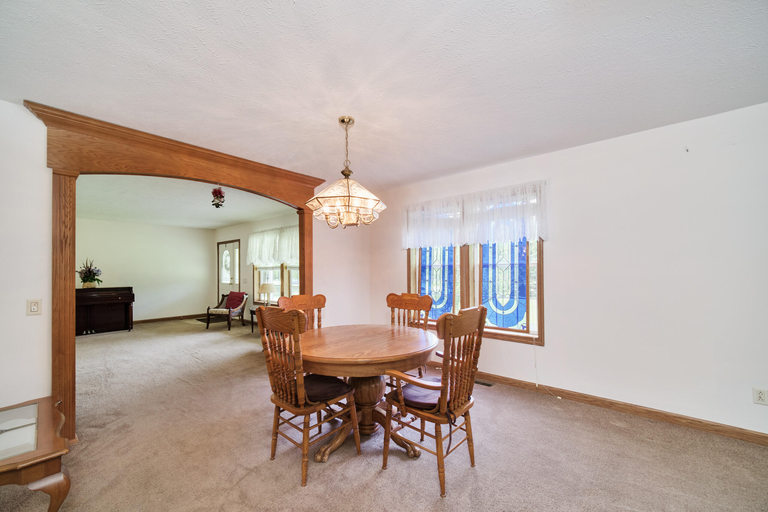 9155 Ivanhoe Drive