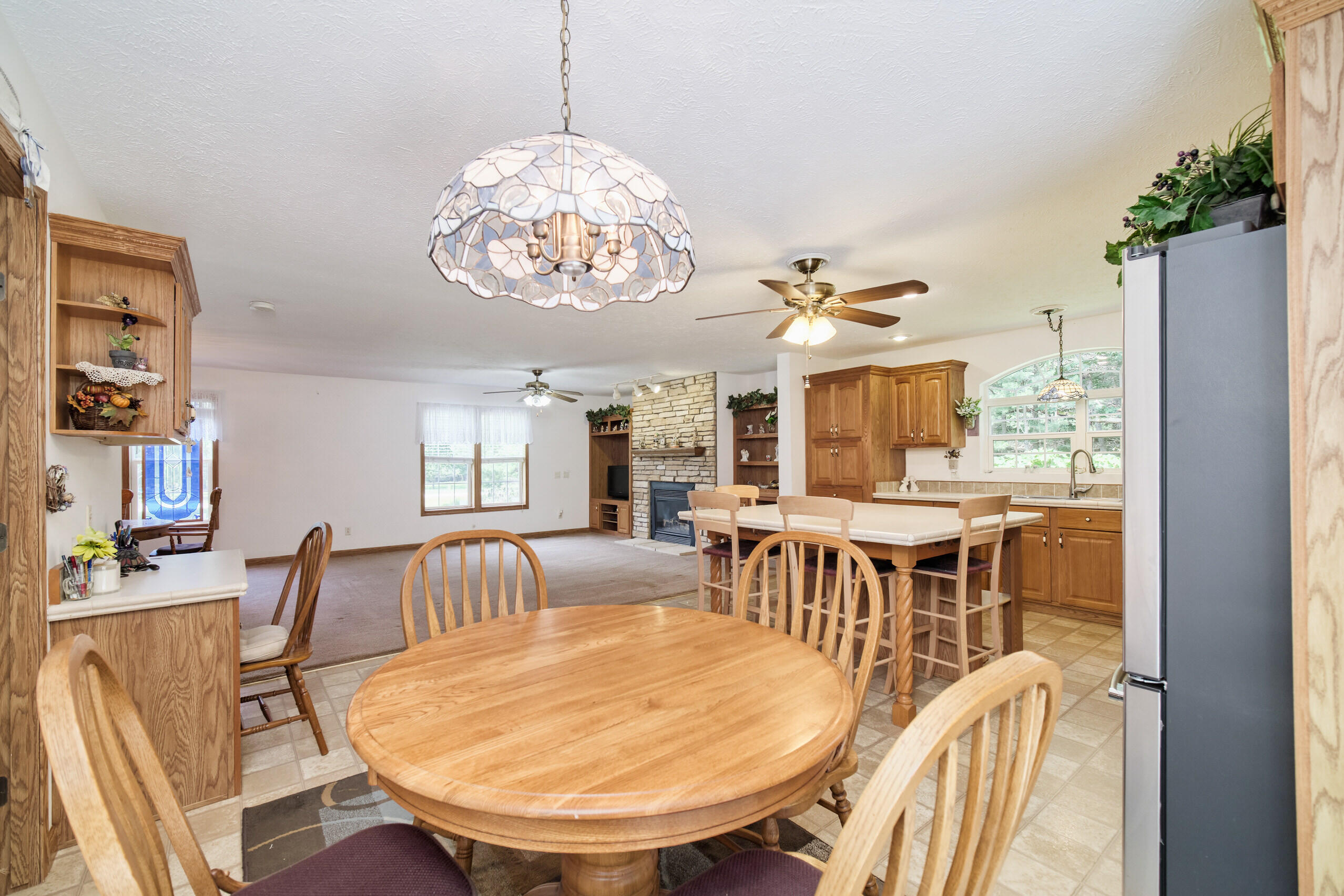 9155 Ivanhoe Drive