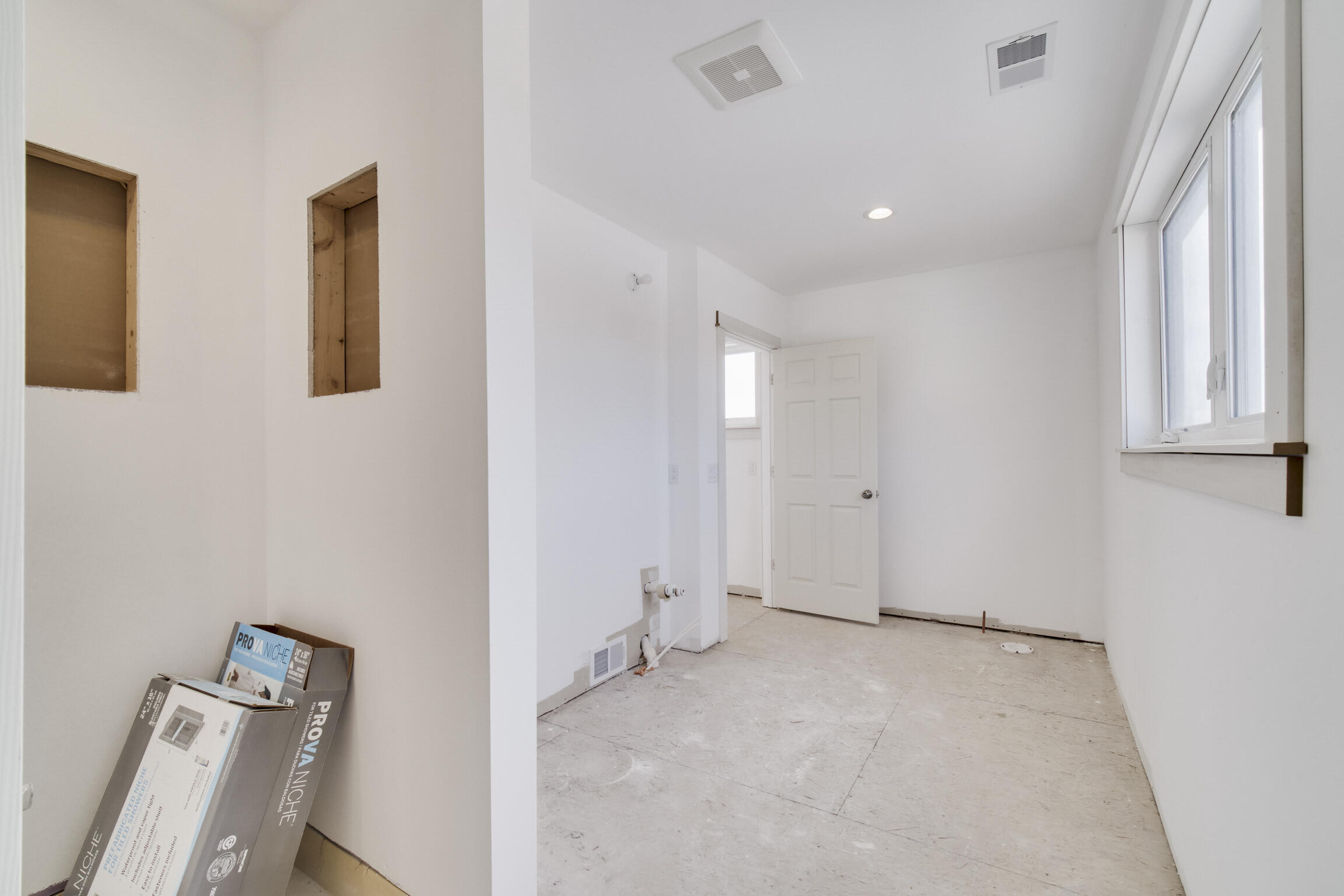 8579 Bayview Road