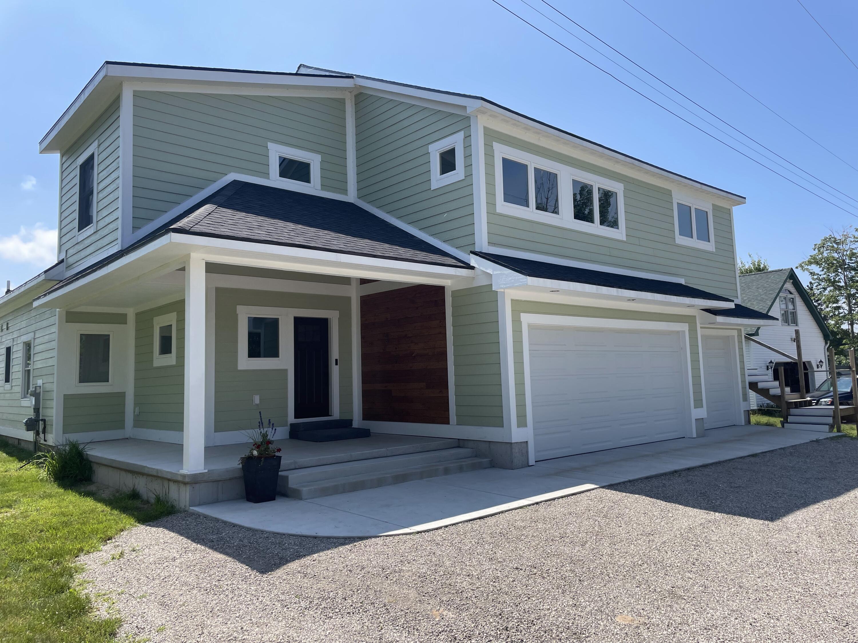 8579 Bayview Road