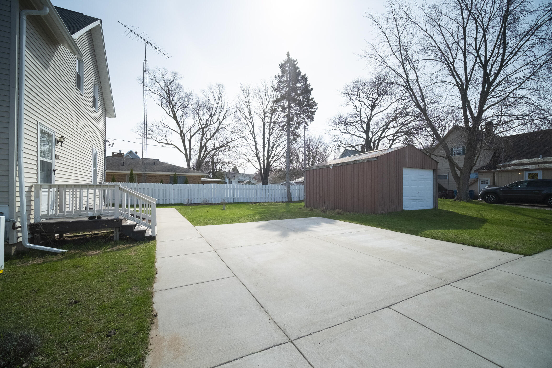 257 2nd Avenue