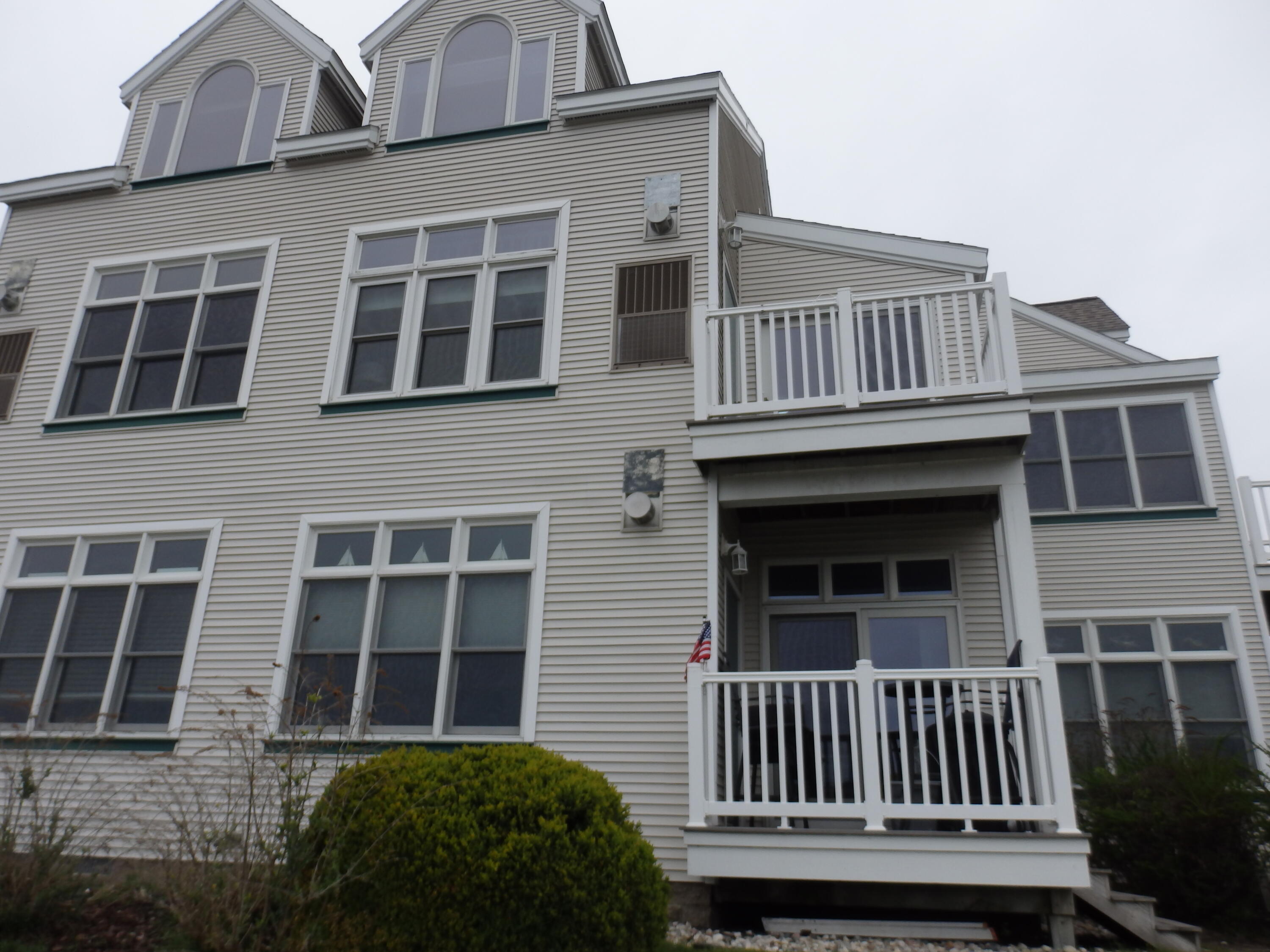 6 Brookharbor N