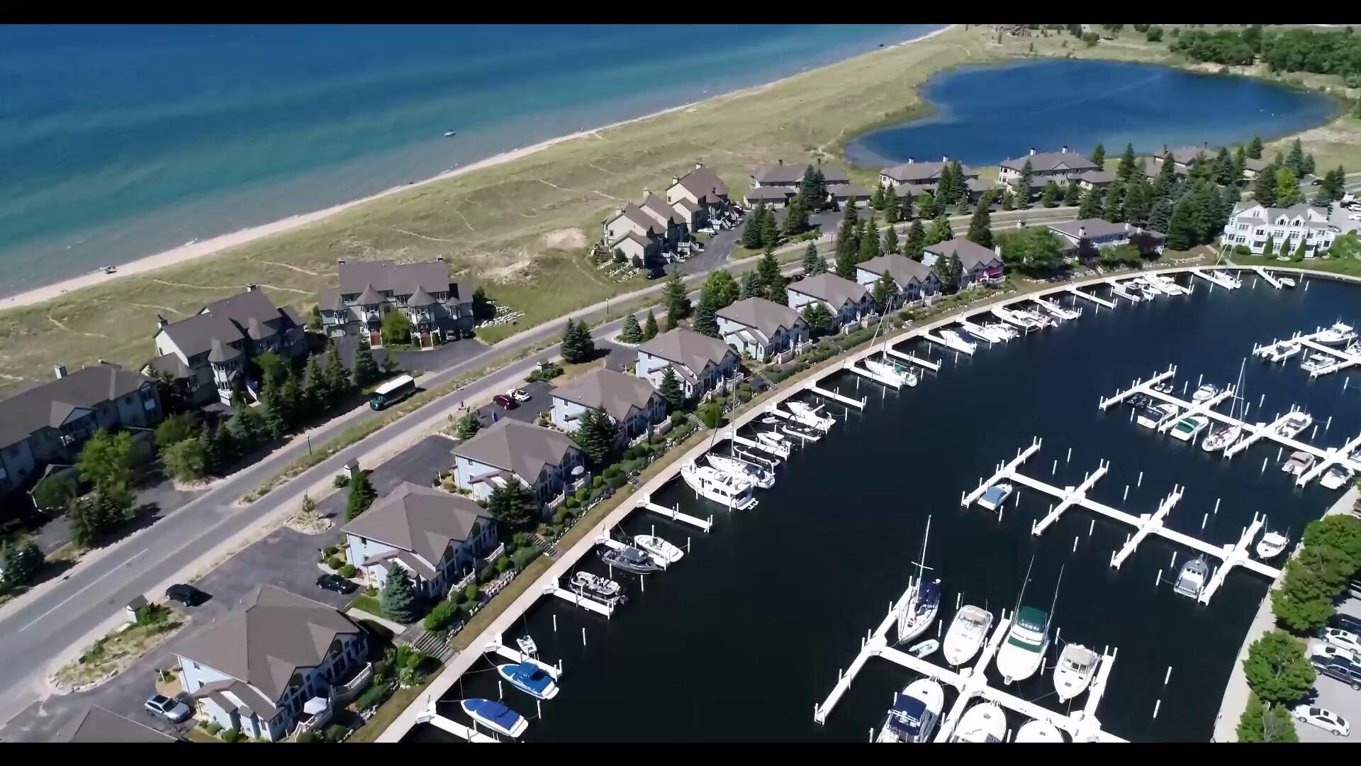 6 Brookharbor N