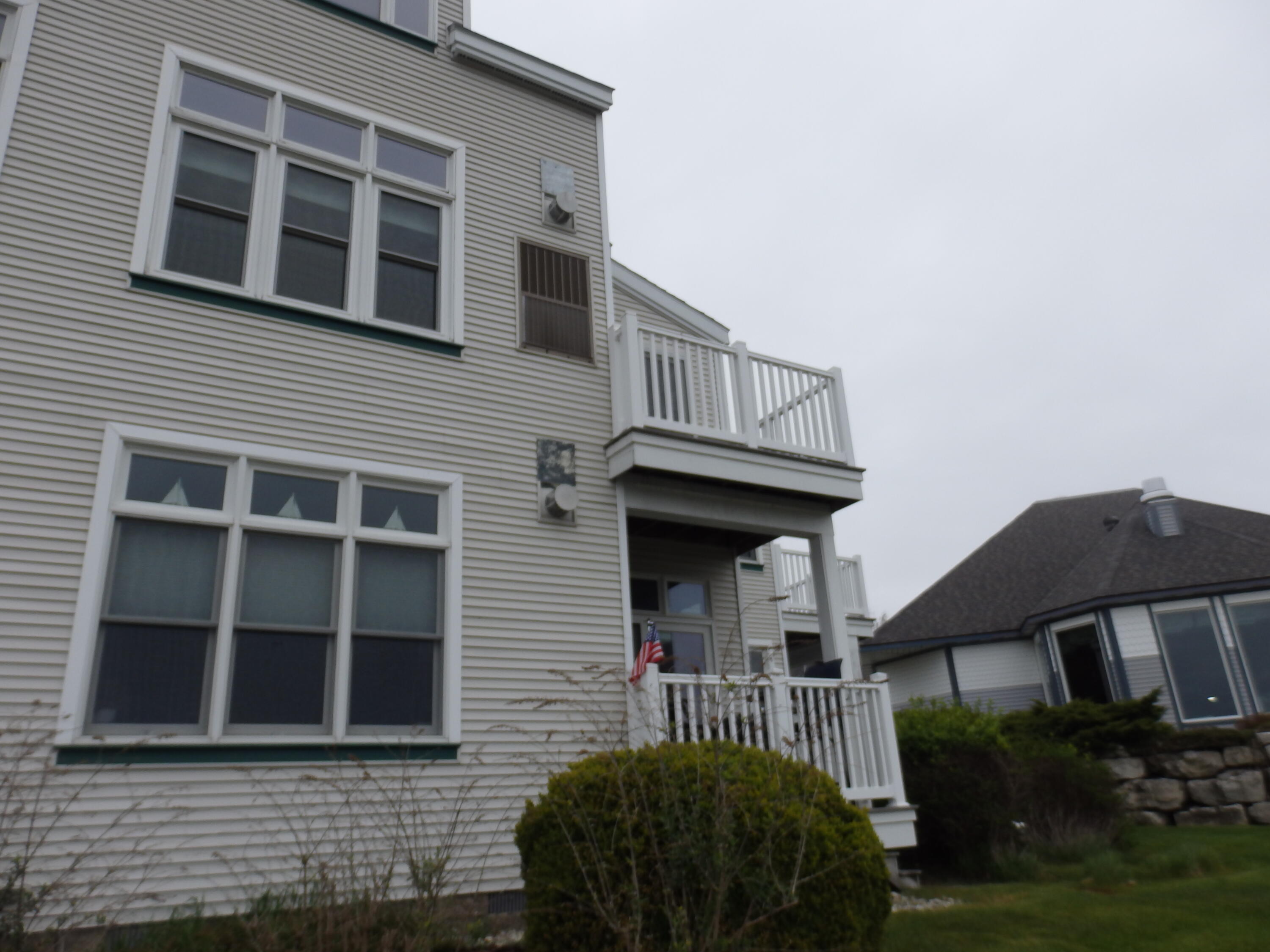 6 Brookharbor N