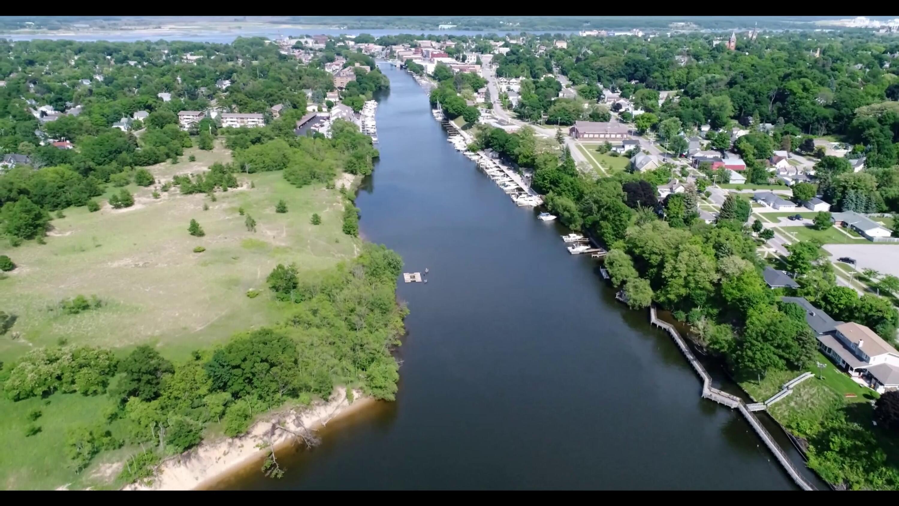6 Brookharbor N