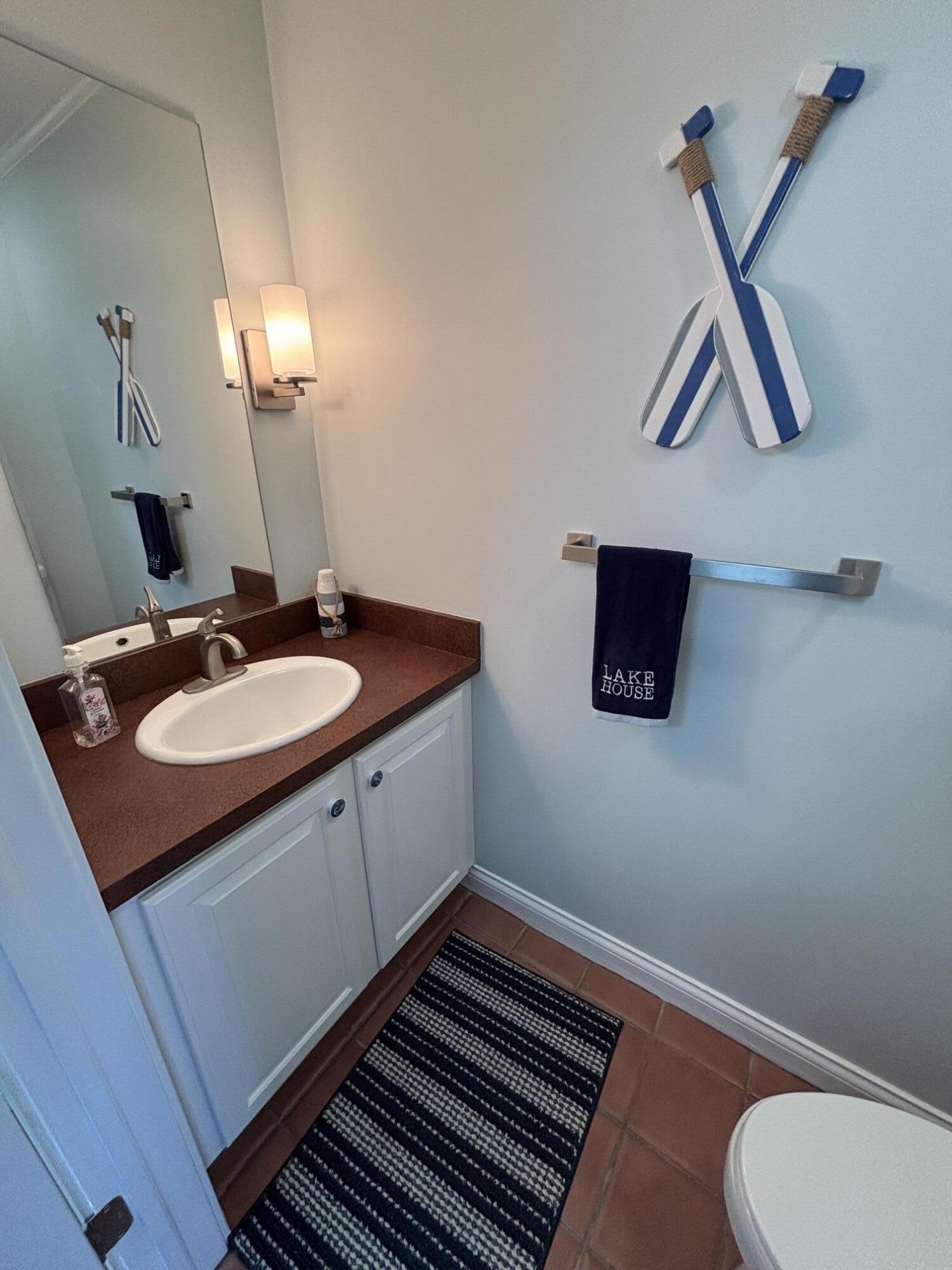 6 Brookharbor N