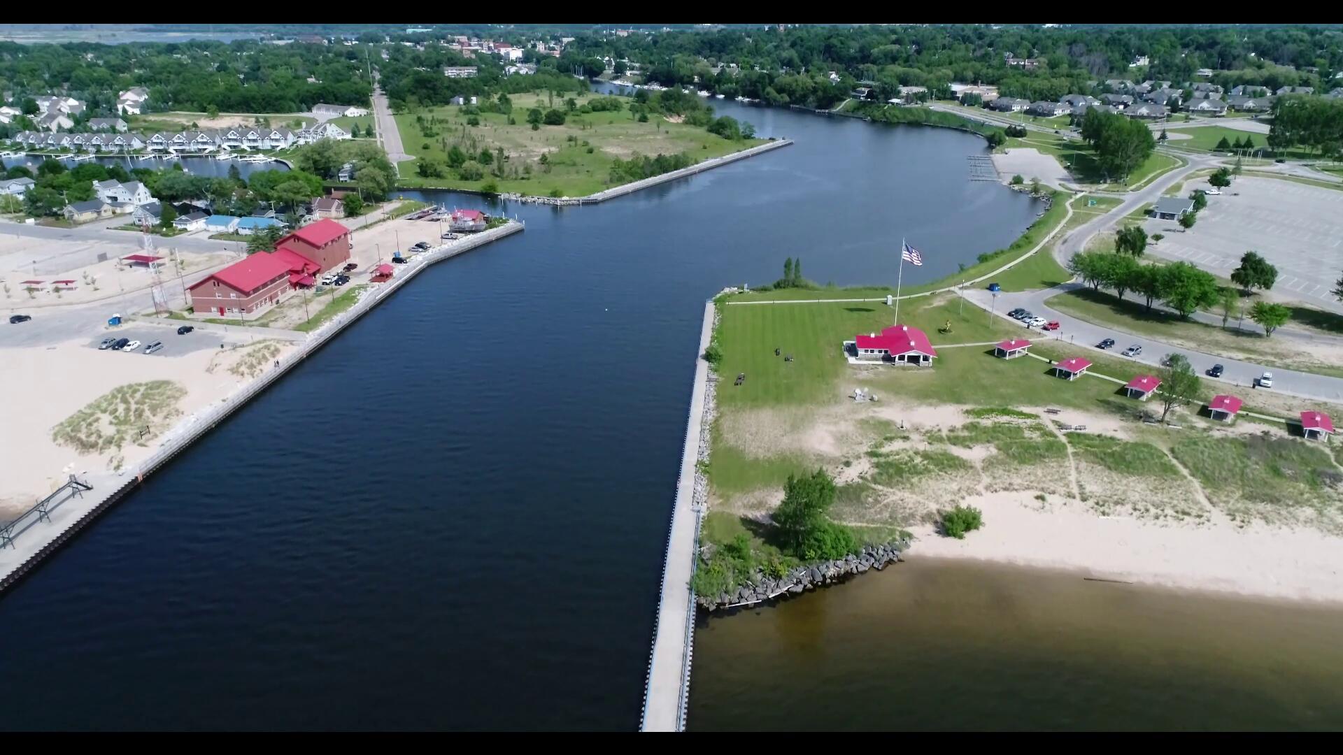 6 Brookharbor N