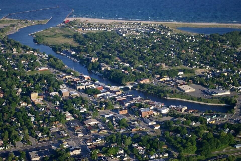 6 Brookharbor N