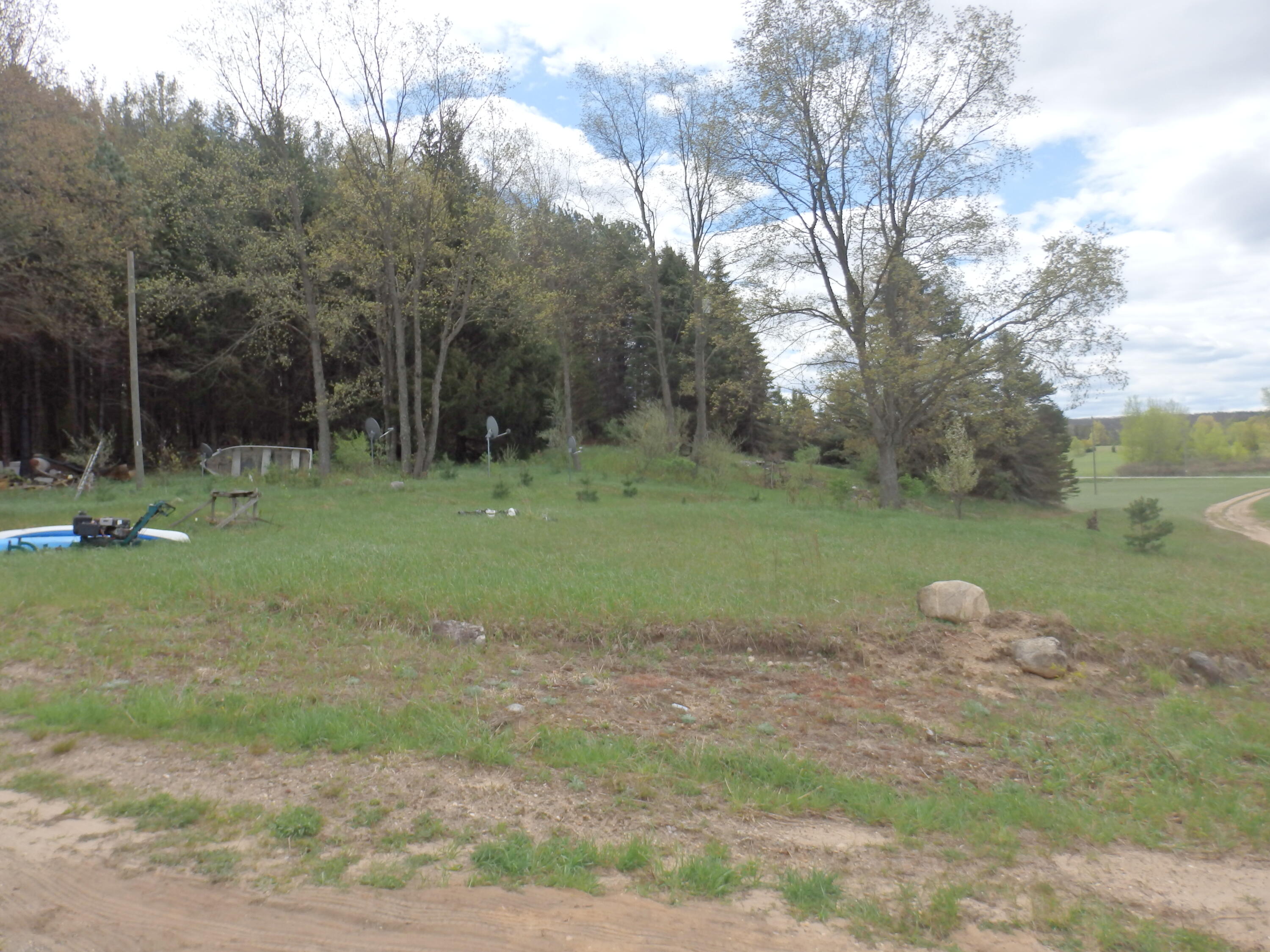 20192 9 Mile Road