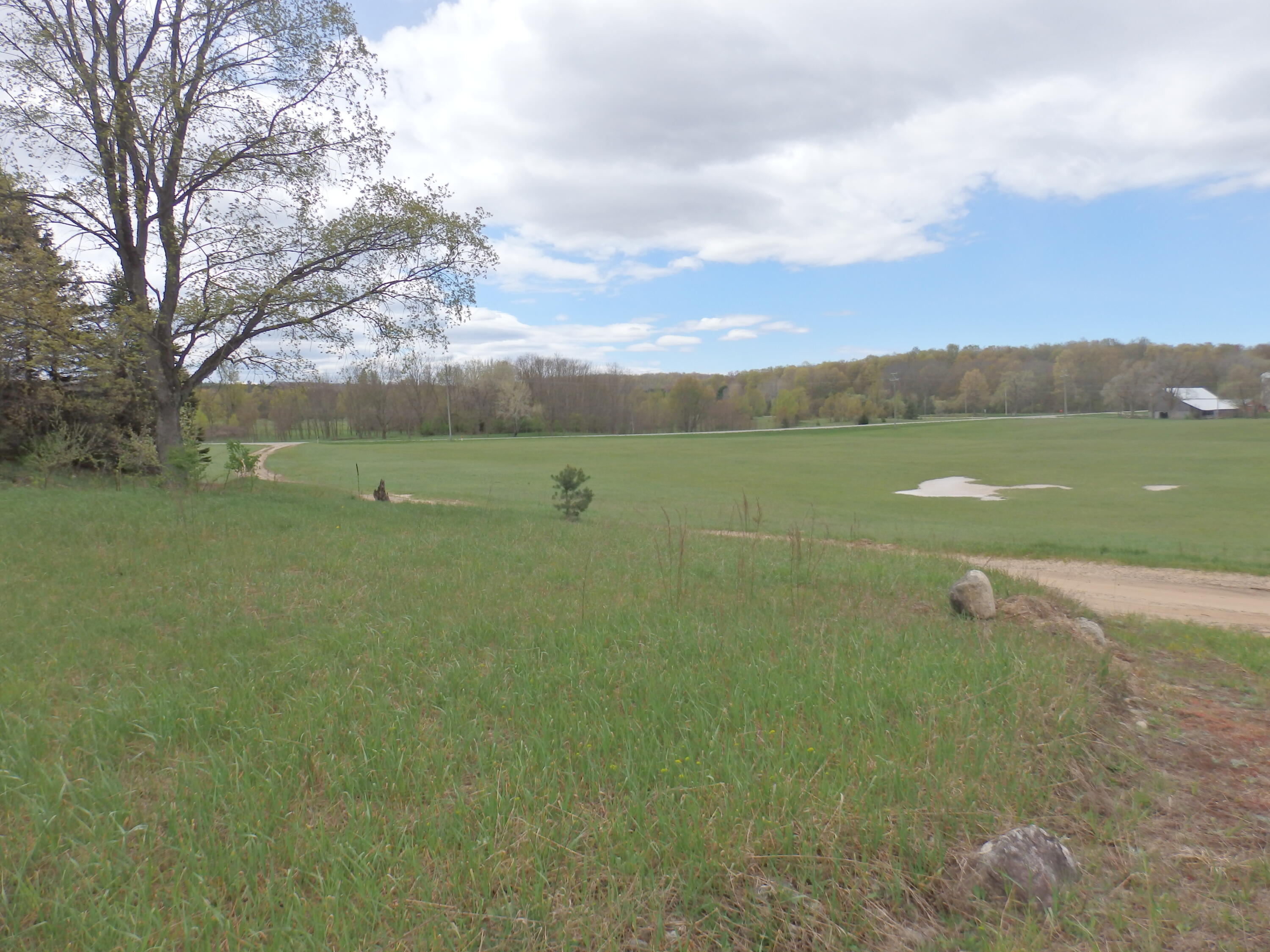 20192 9 Mile Road