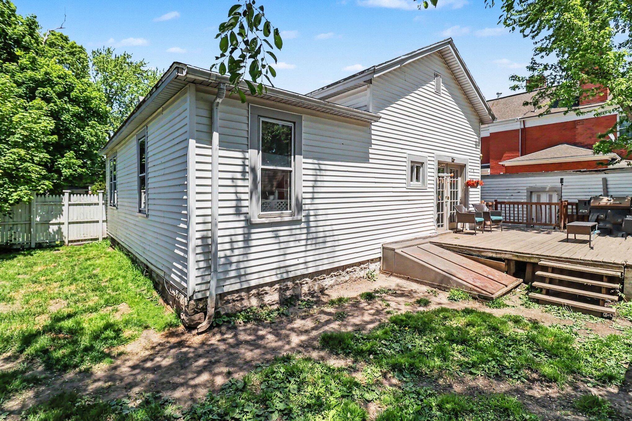 411 5th Street