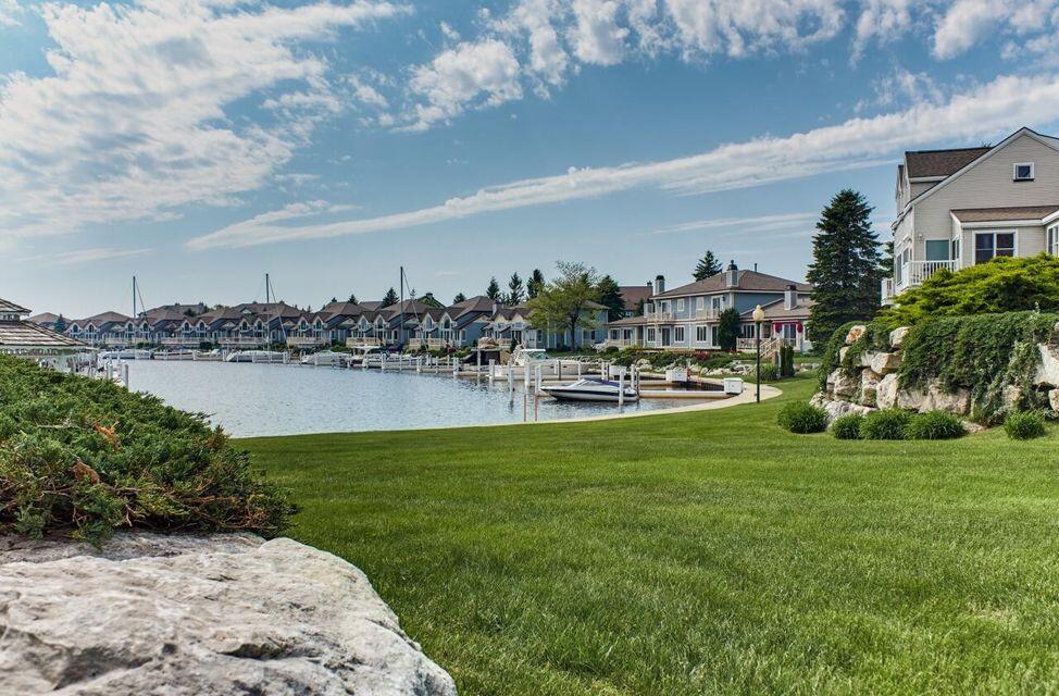 3 Brookharbor N