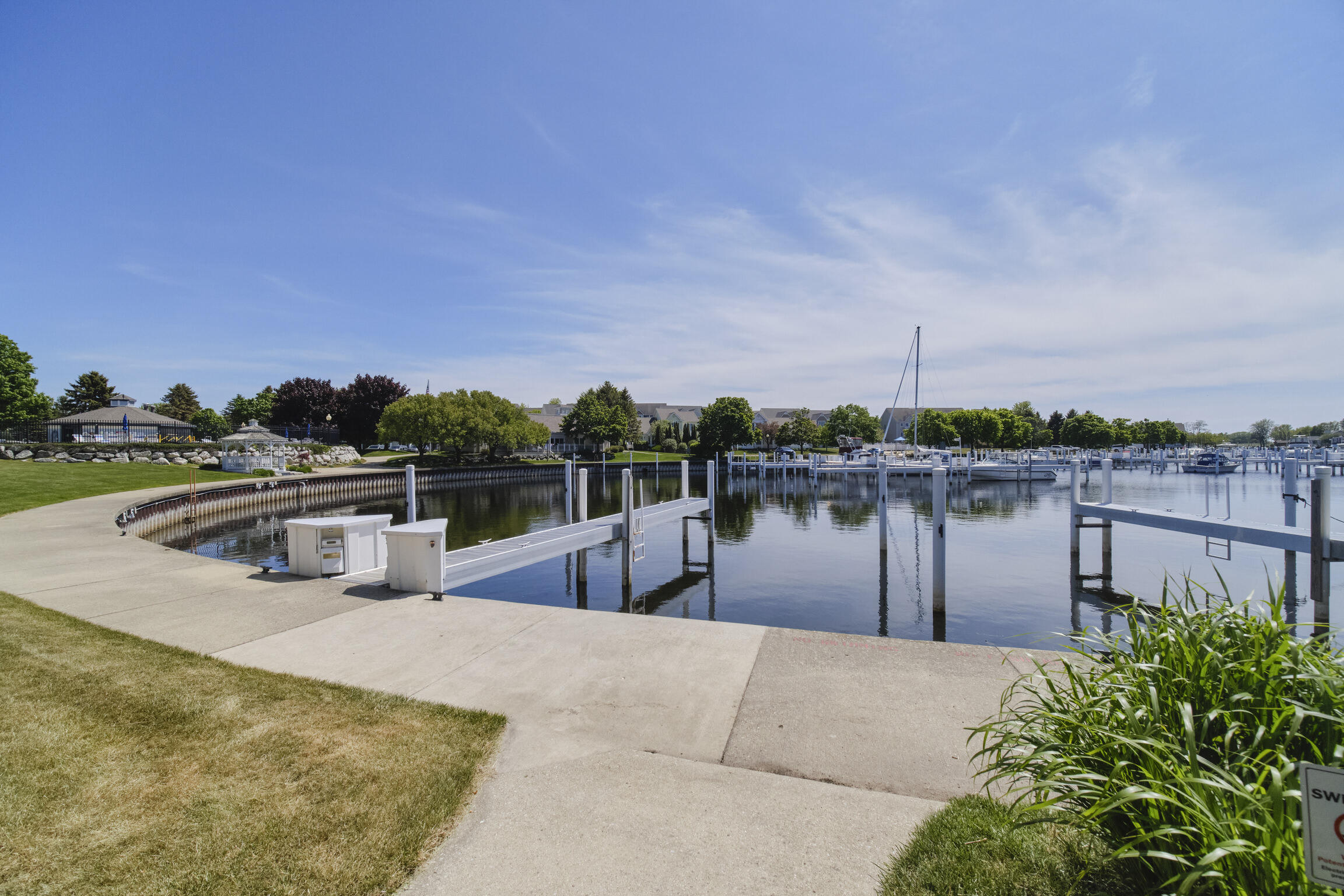 3 Brookharbor N