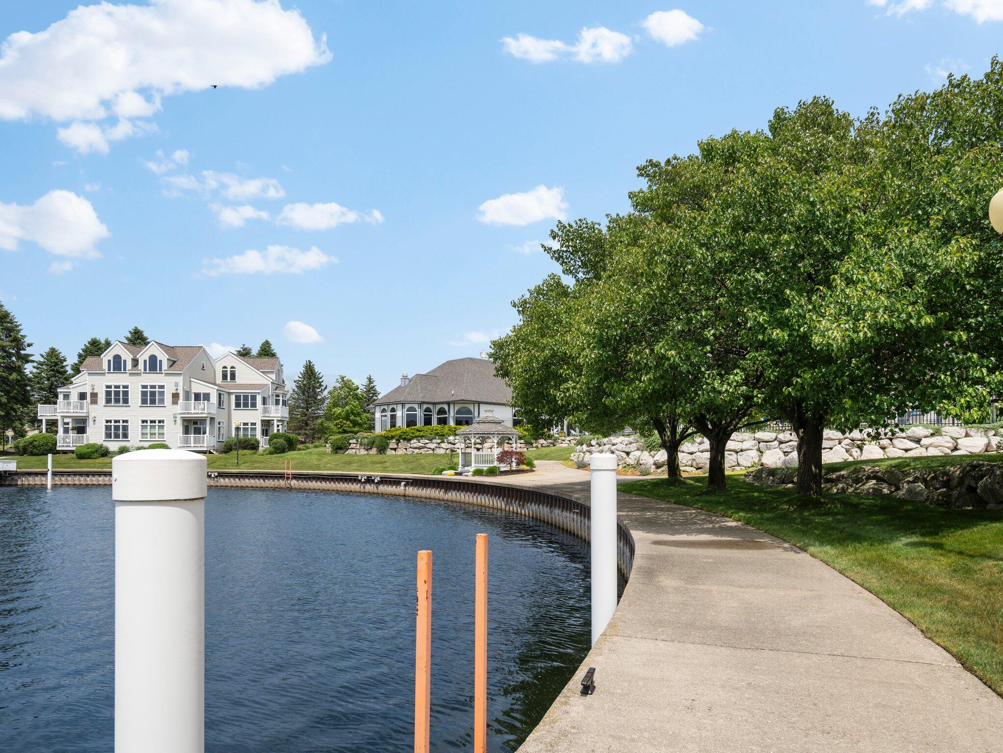 100 Marina Drive N