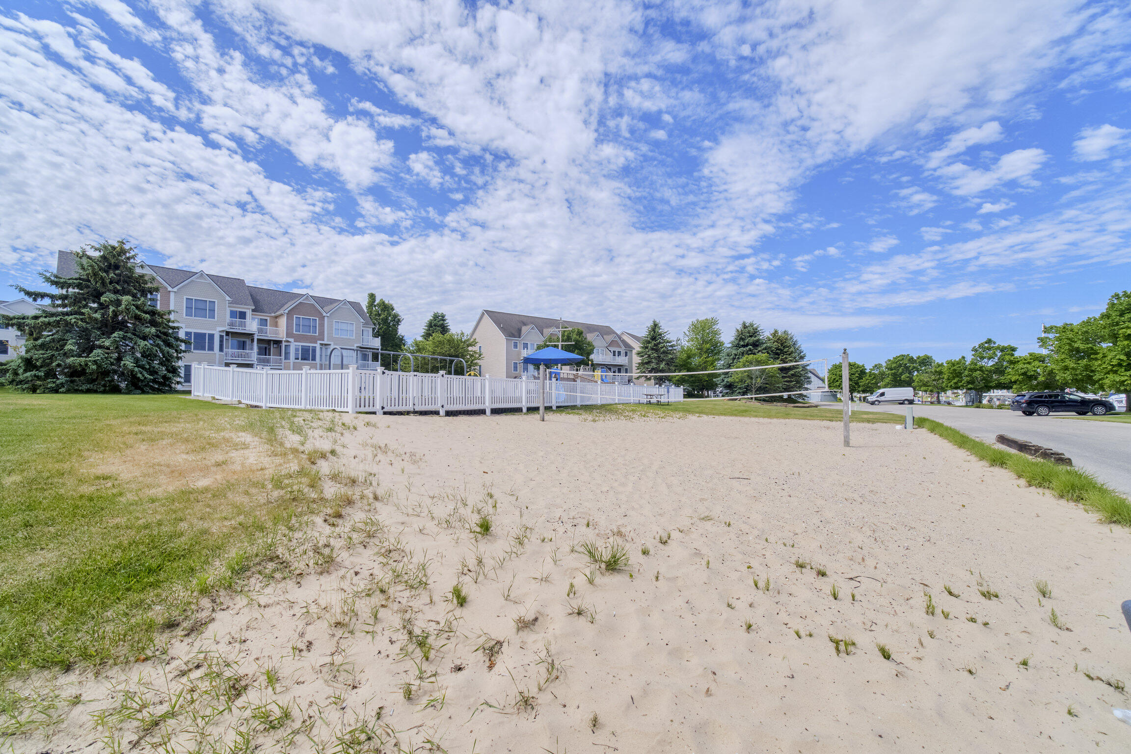100 Marina Drive N