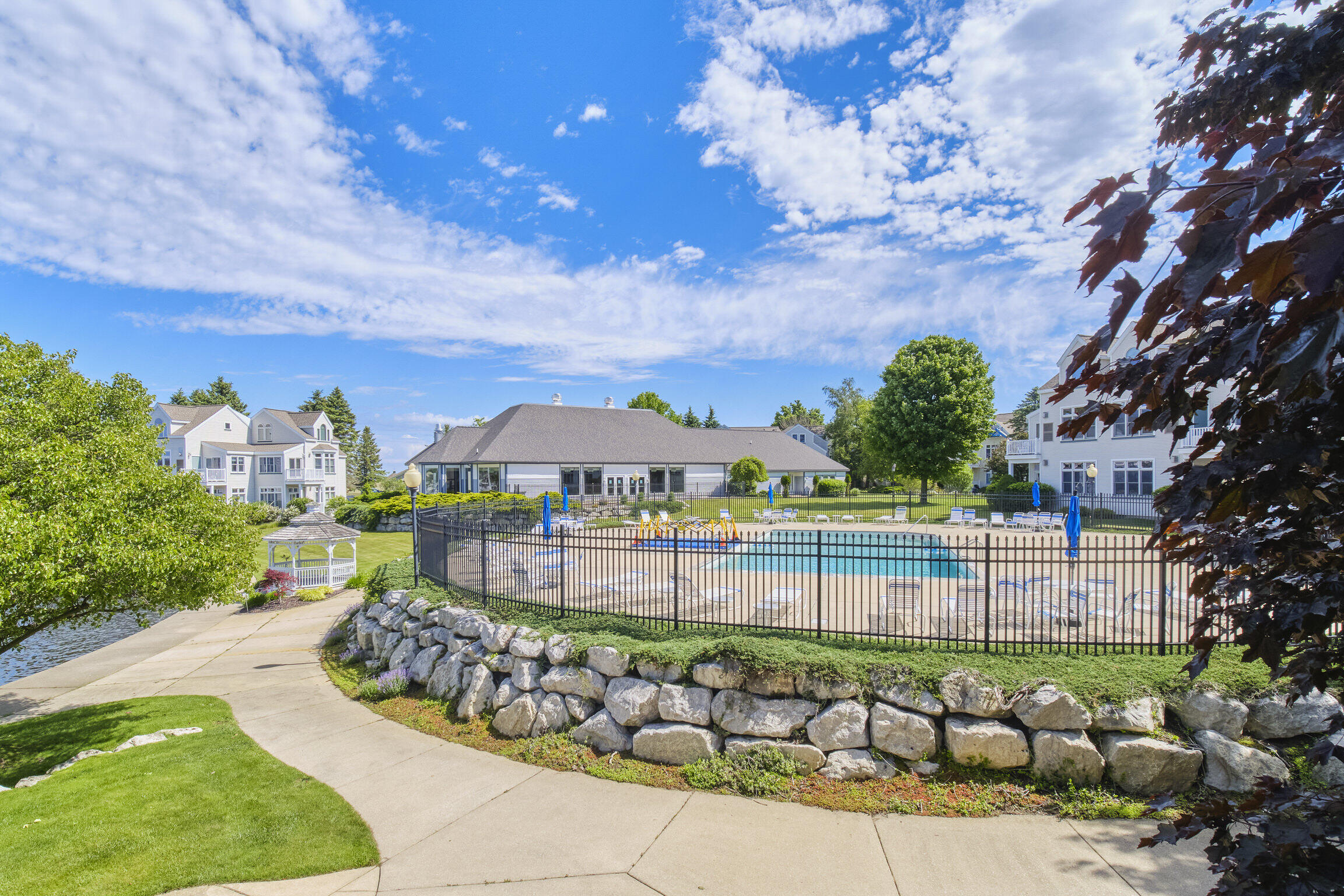 100 Marina Drive N