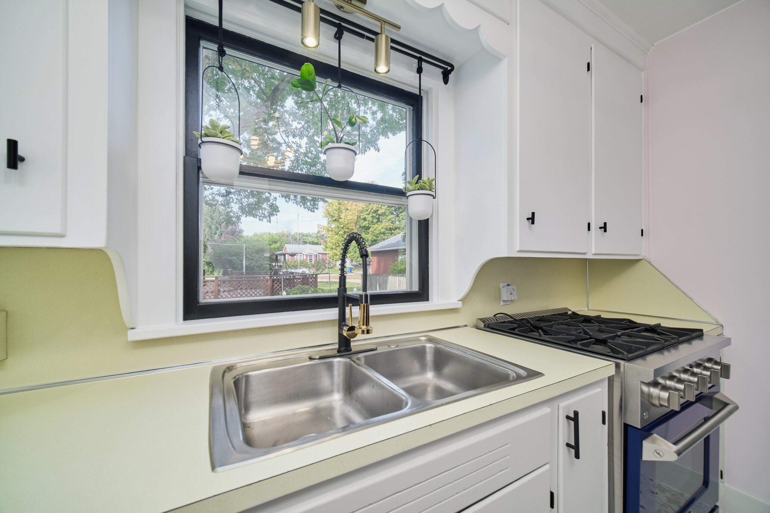 244 5th Street