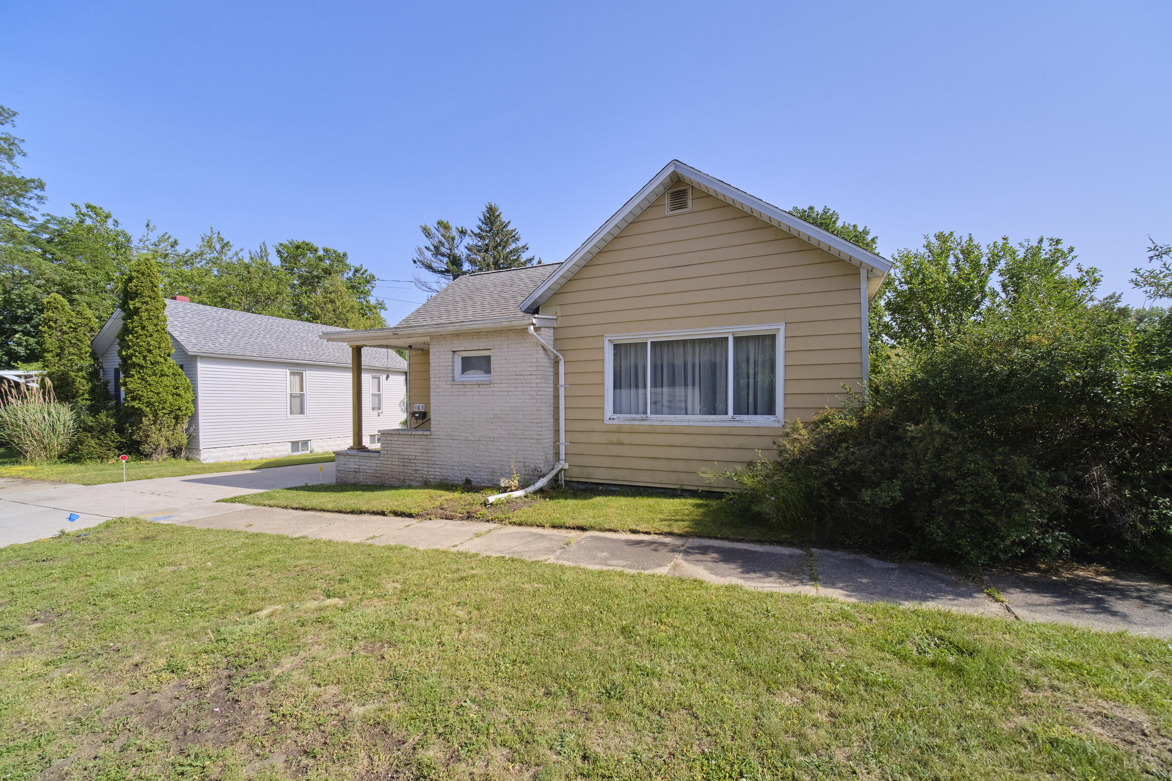 163 Van Buren Street