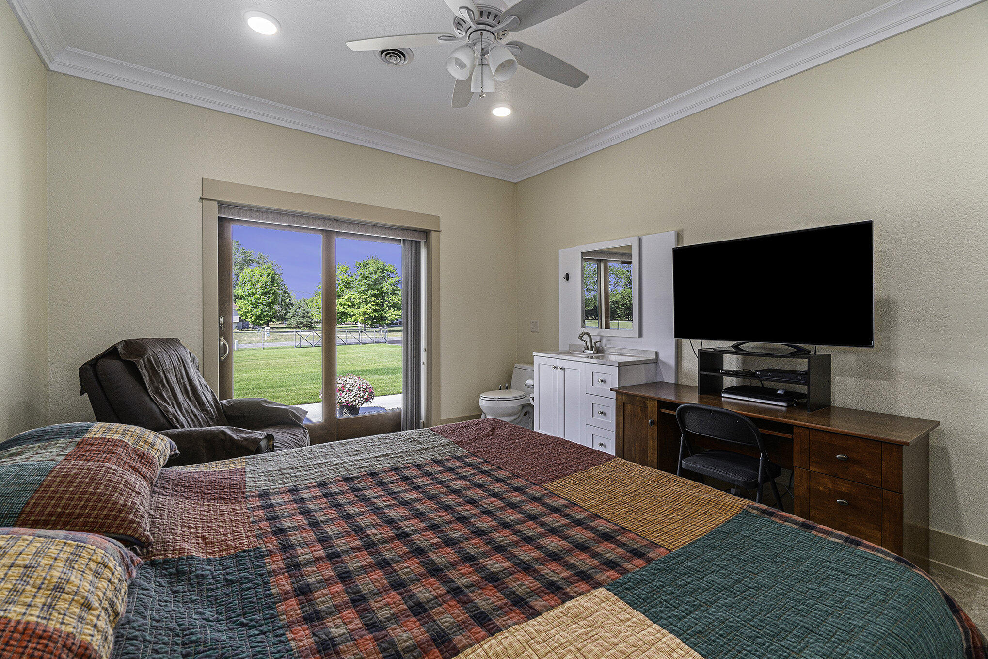 5859 Potter Road