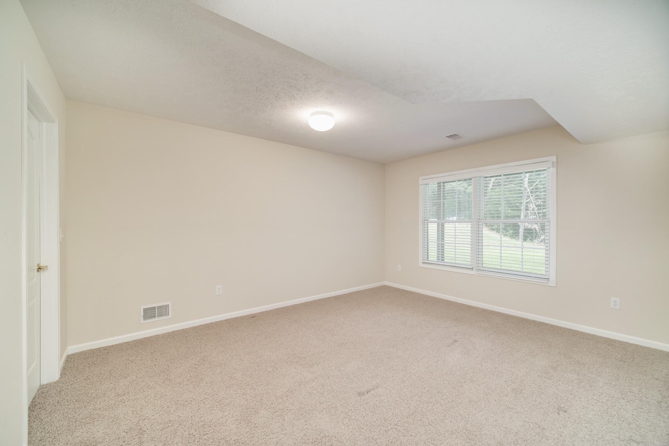 1969 Pine Ridge Drive