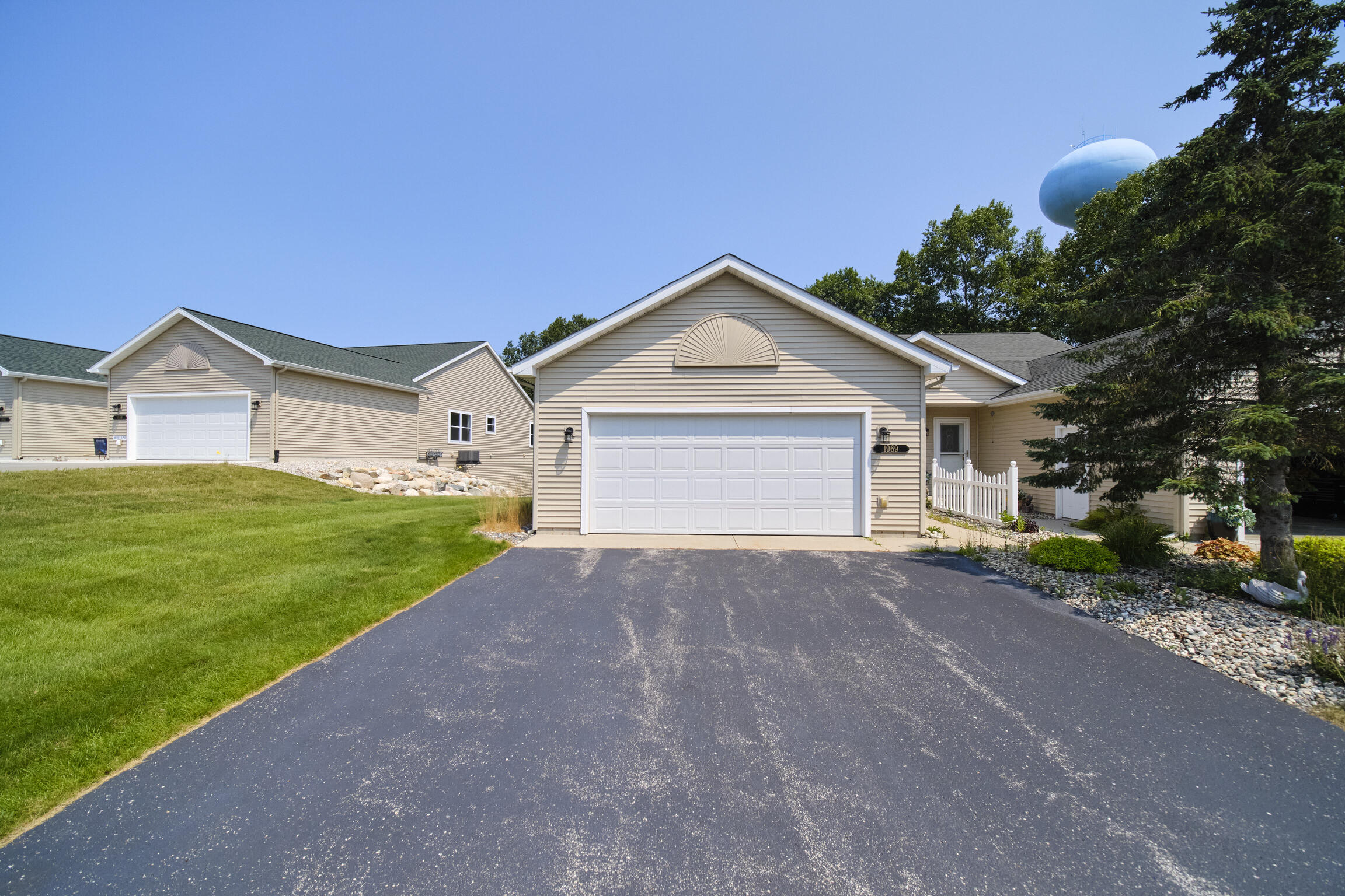1969 Pine Ridge Drive