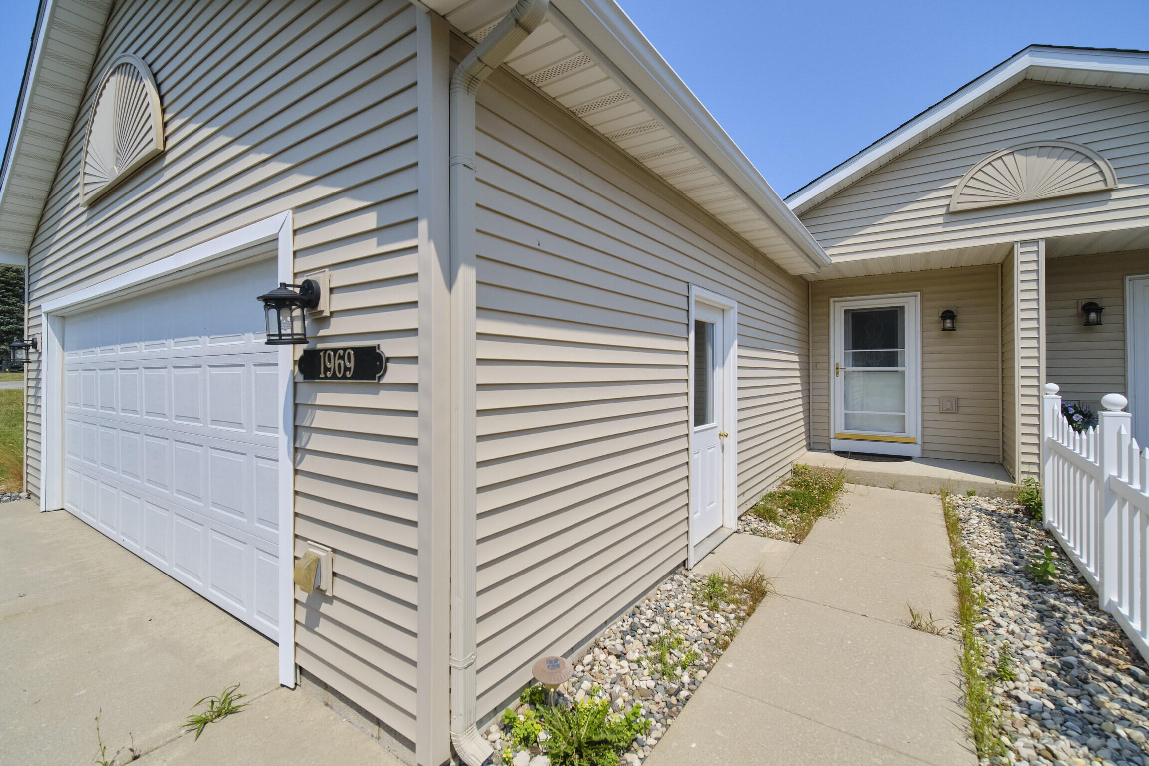 1969 Pine Ridge Drive