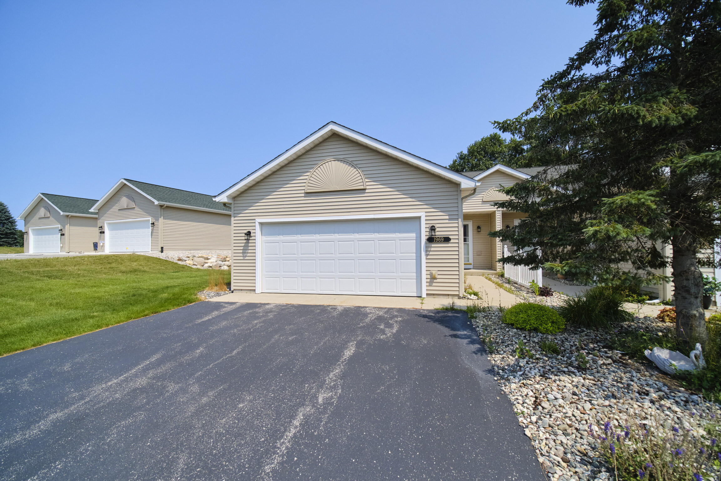 1969 Pine Ridge Drive