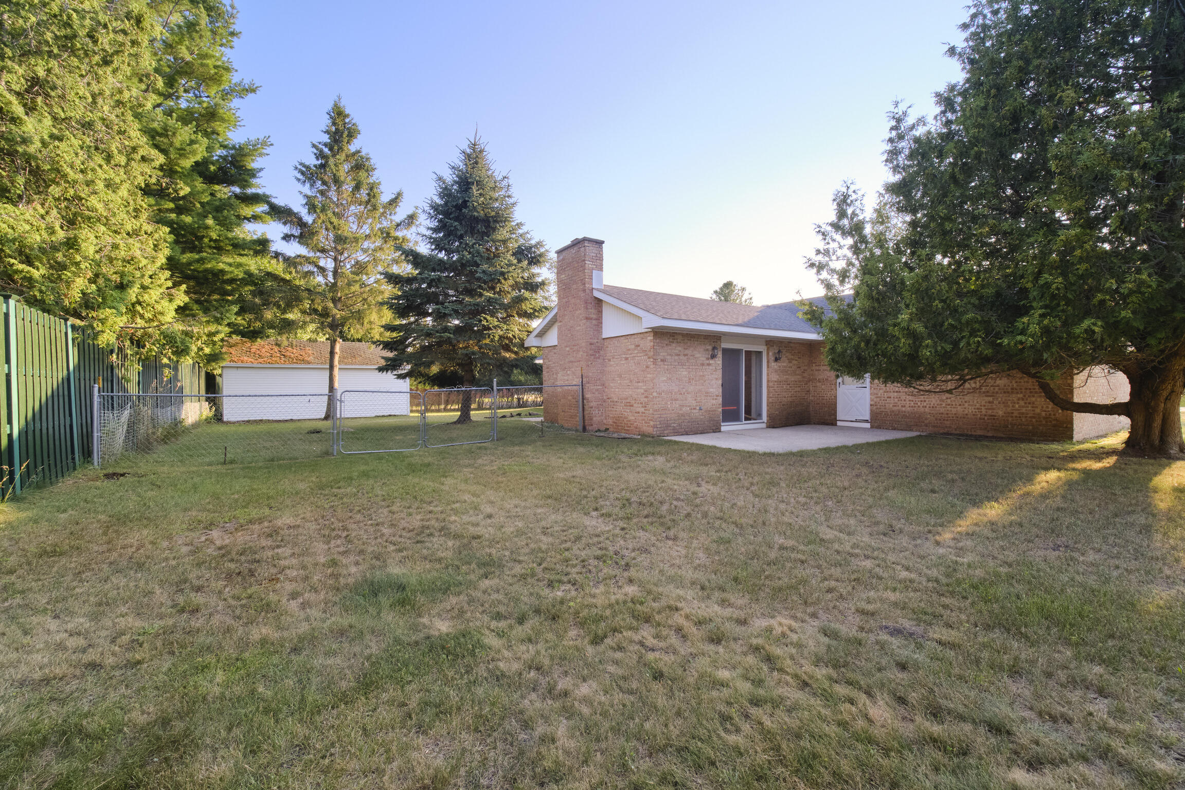 8807 Lake Park Drive