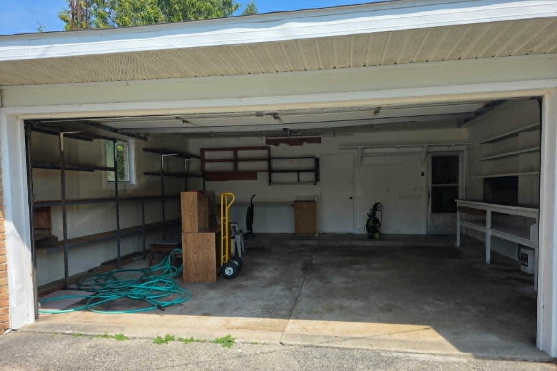 8807 Lake Park Drive