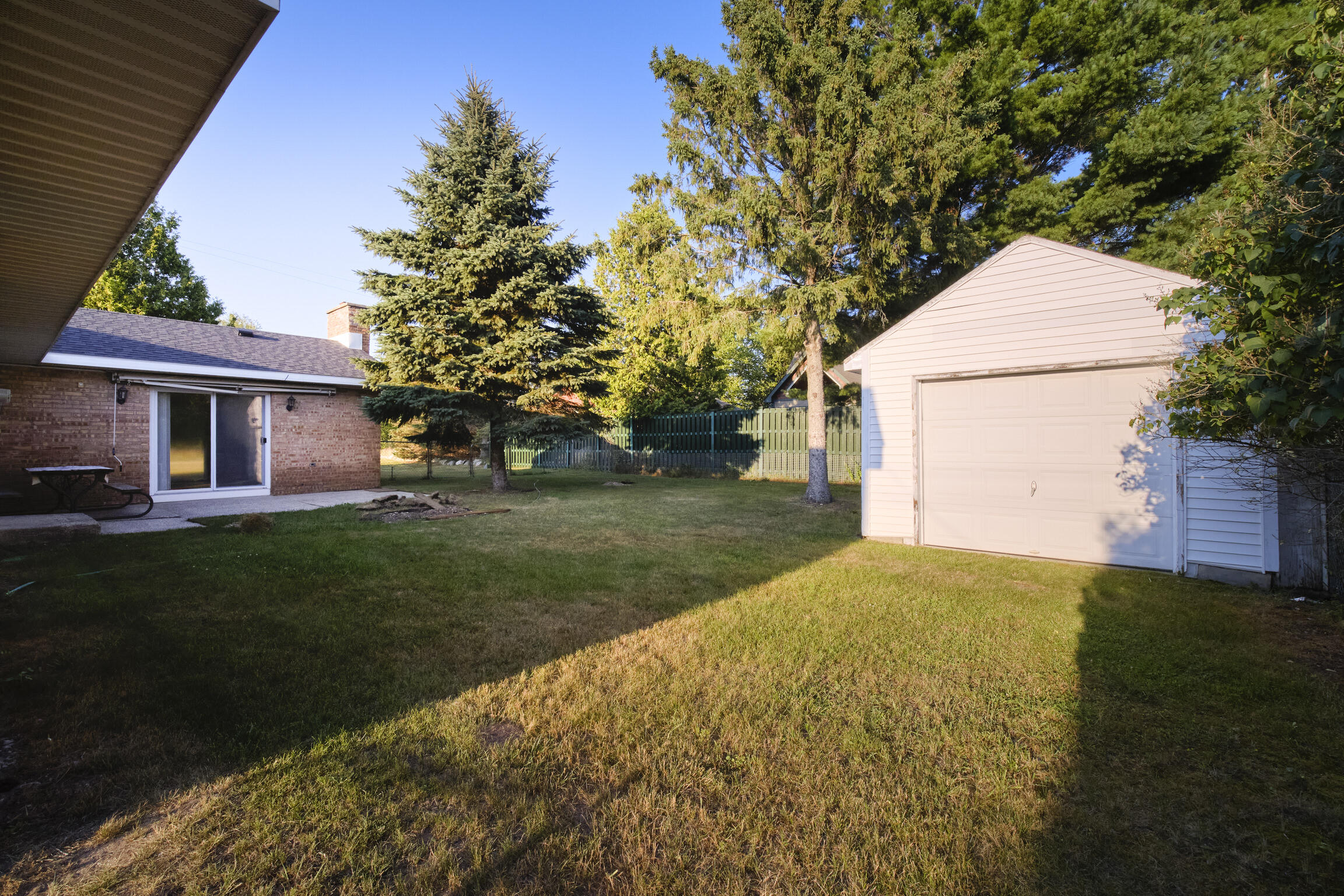 8807 Lake Park Drive