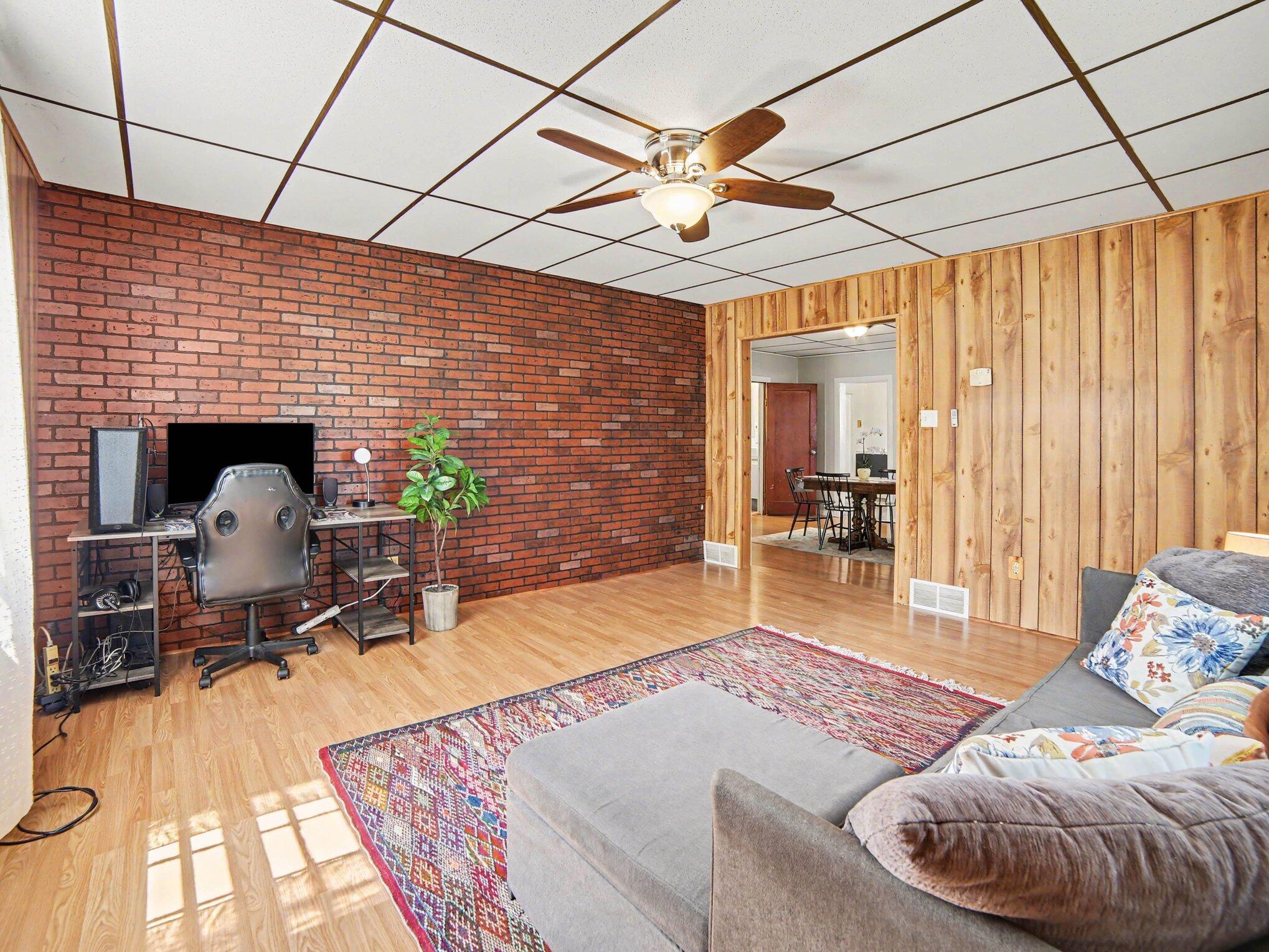 276 Third Street
