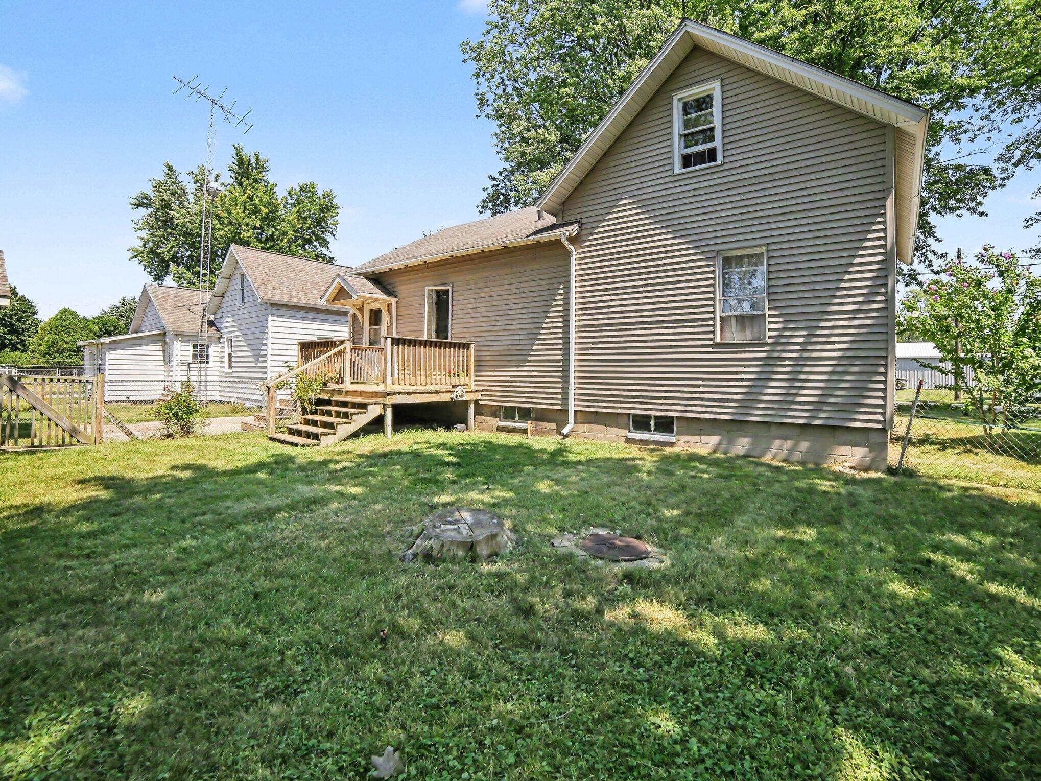 276 Third Street