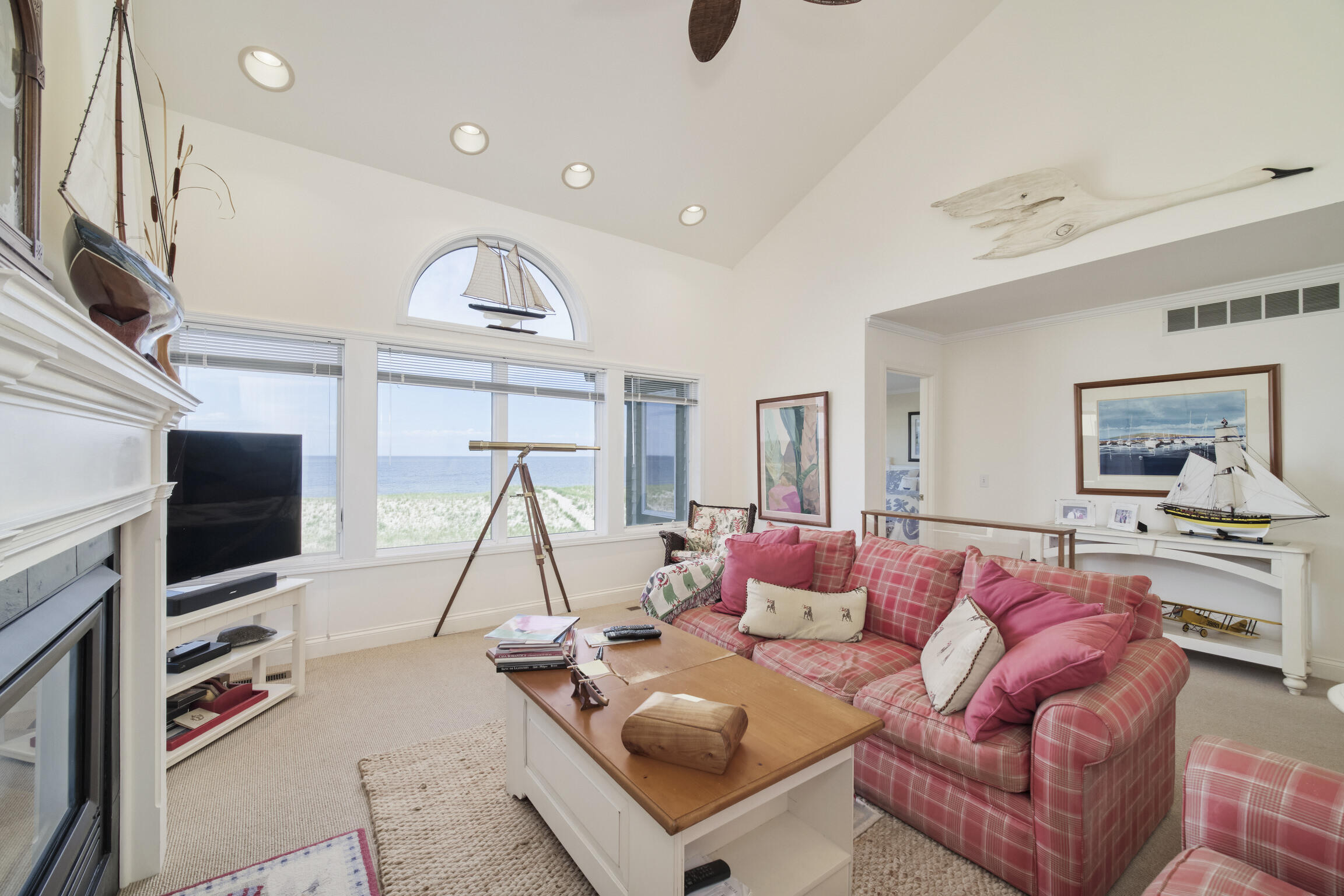 298 N Lakeshore Drive
