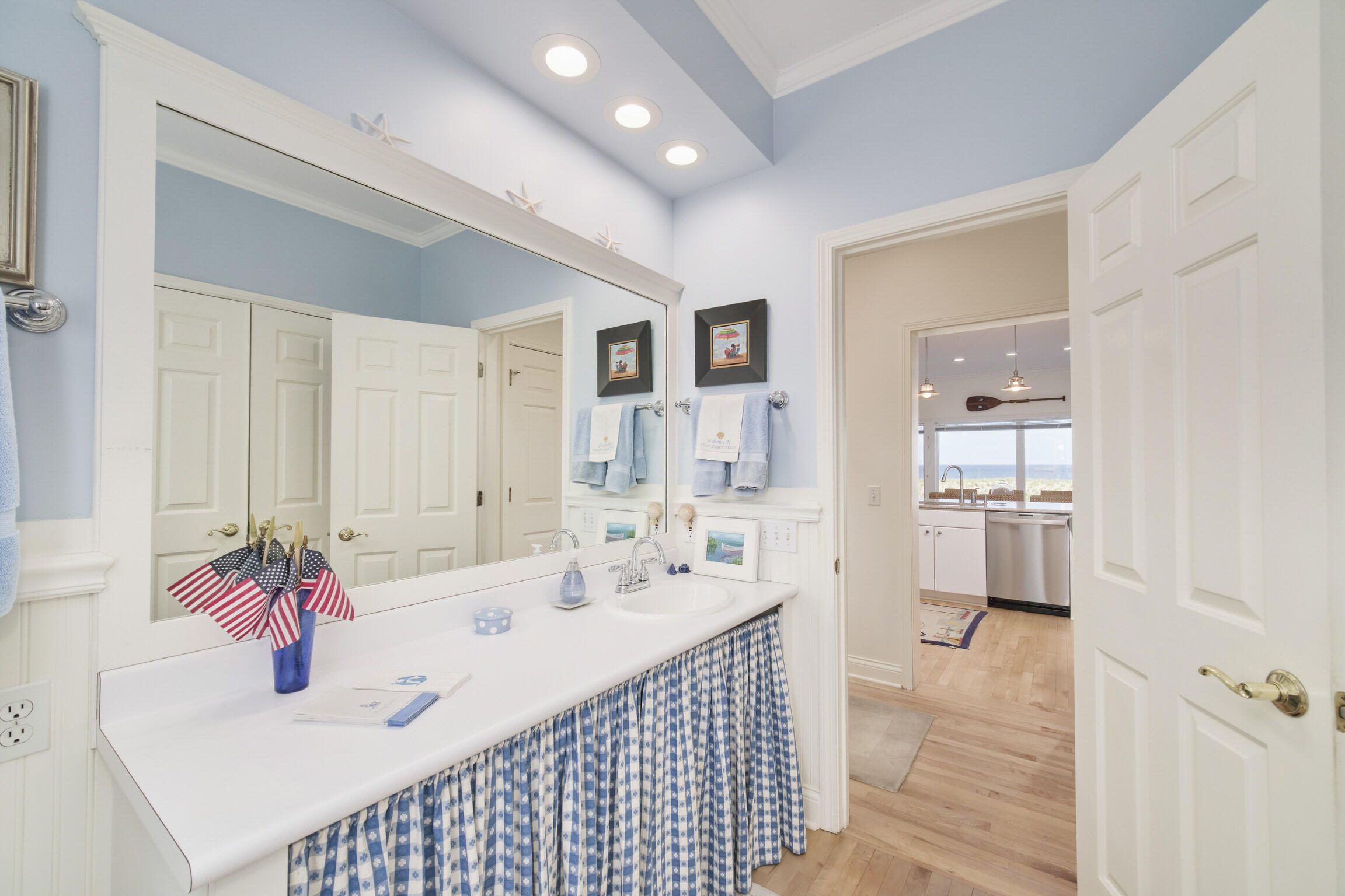 298 N Lakeshore Drive