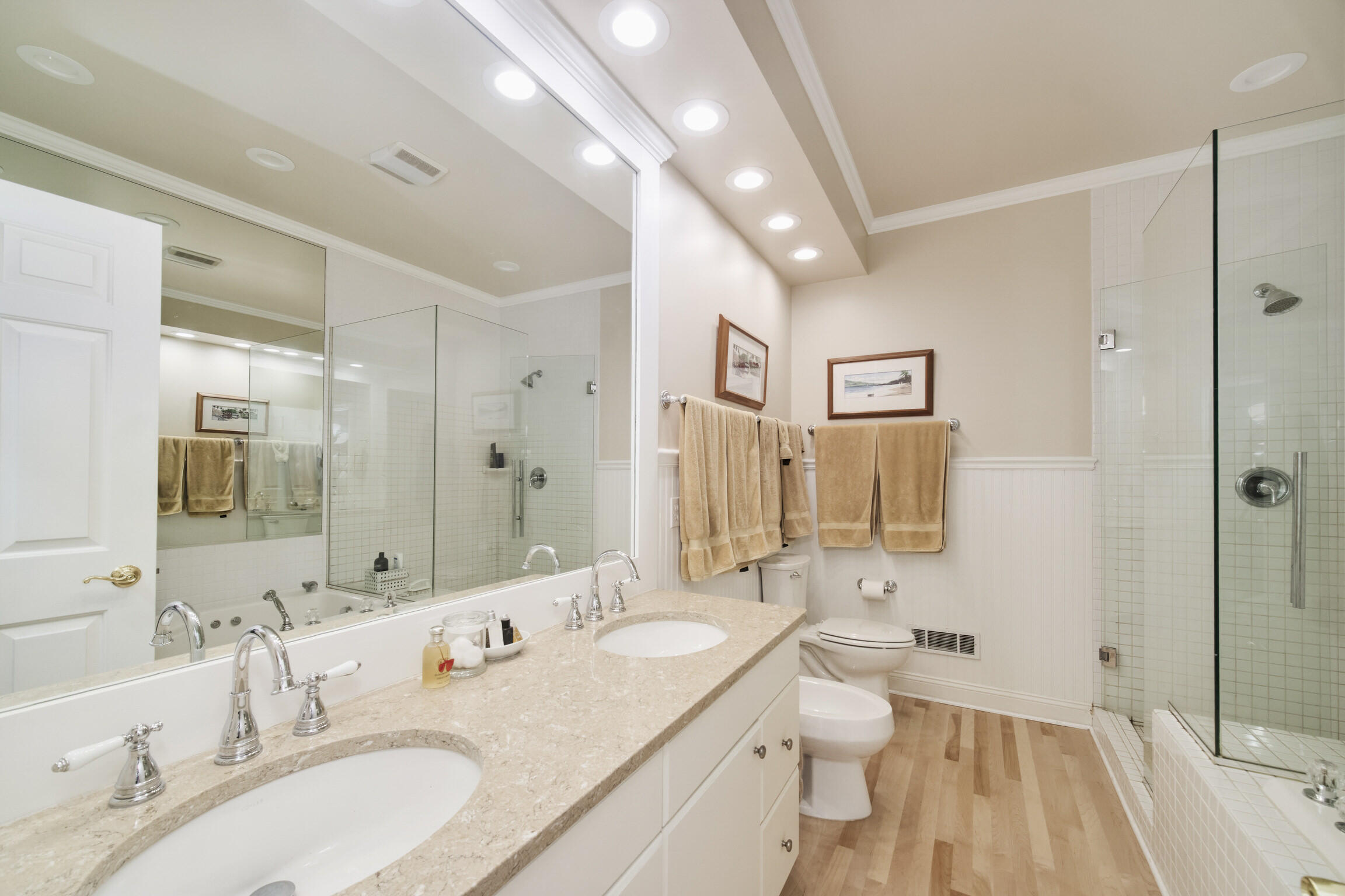 298 N Lakeshore Drive