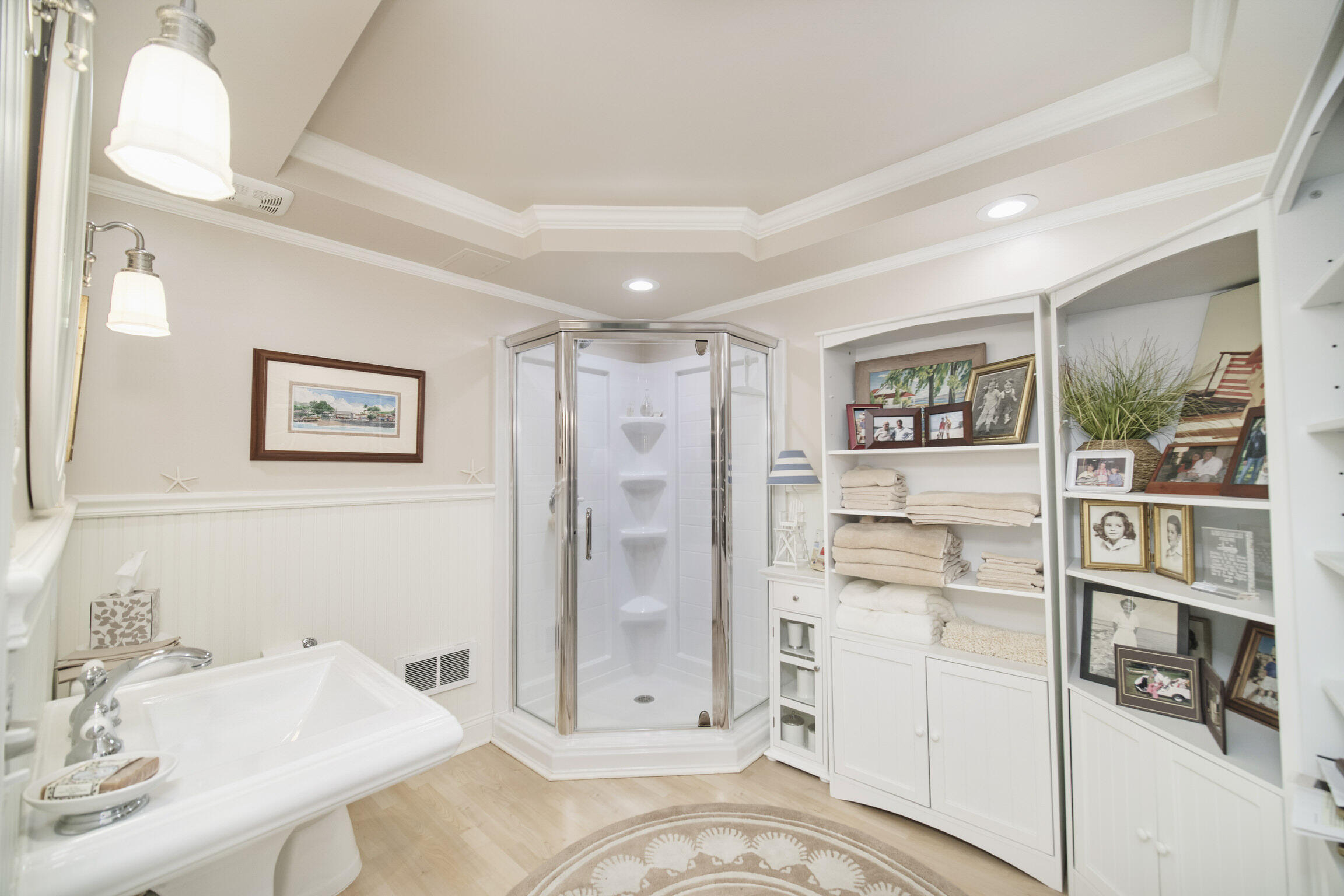 298 N Lakeshore Drive