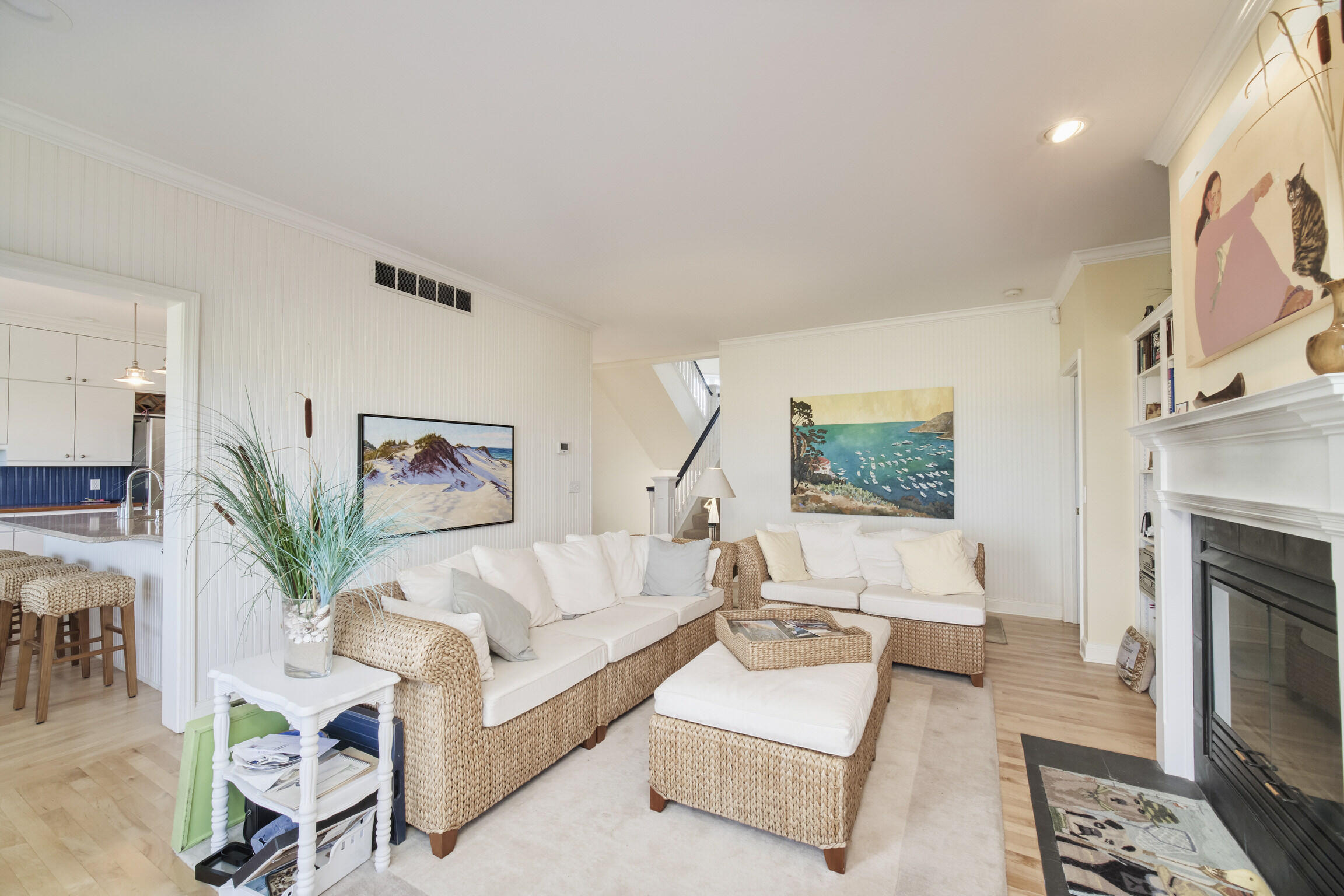 298 N Lakeshore Drive