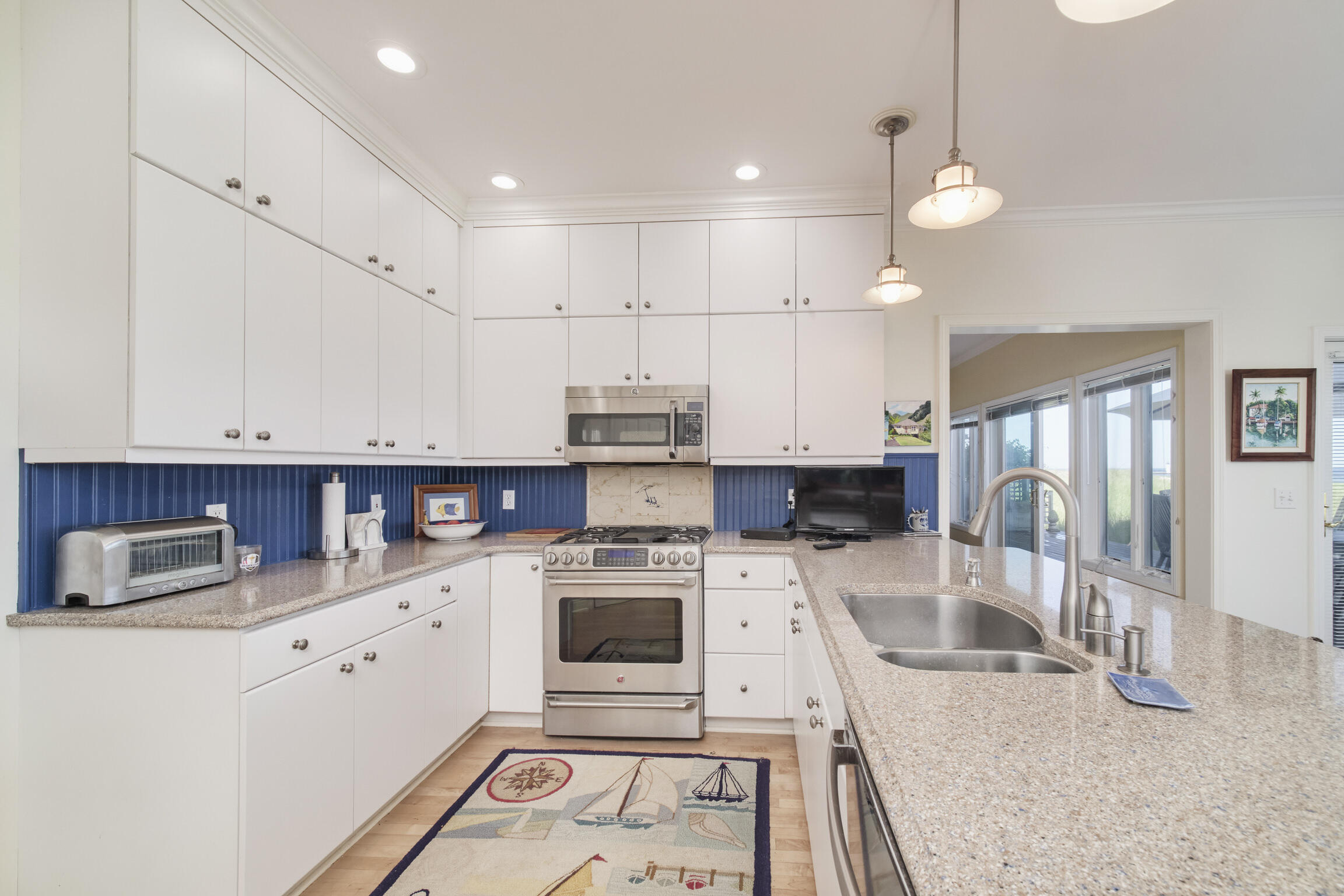 298 N Lakeshore Drive
