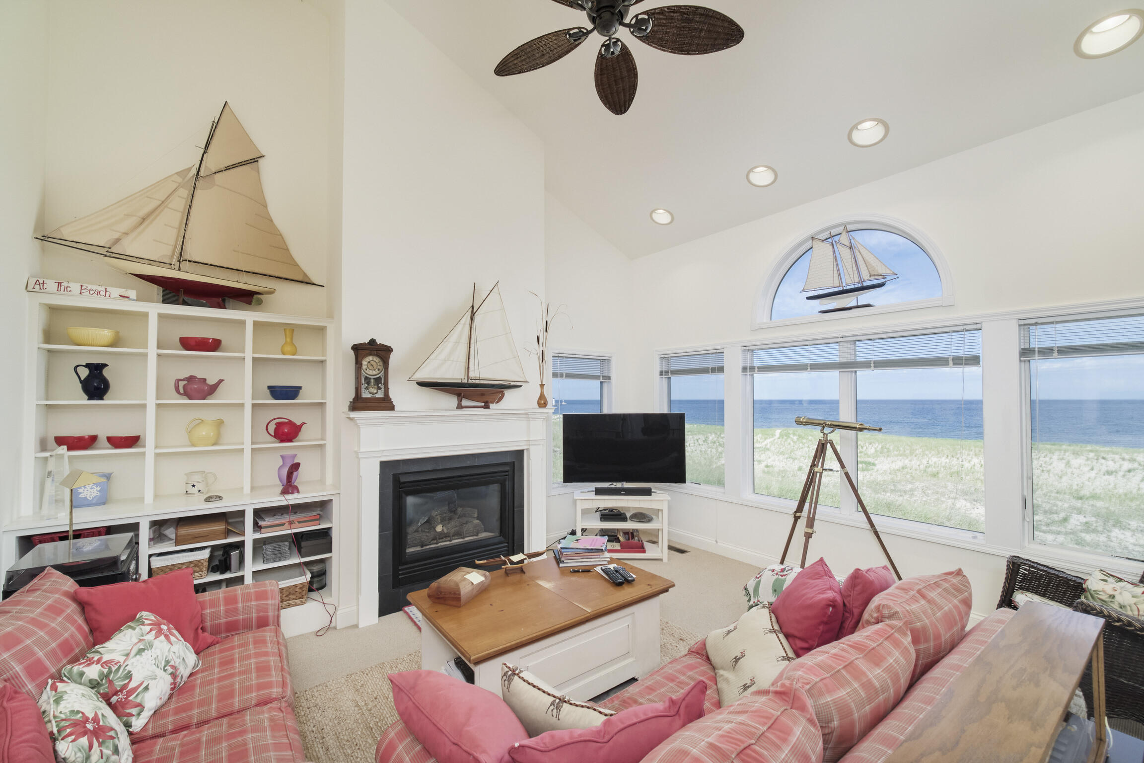 298 N Lakeshore Drive