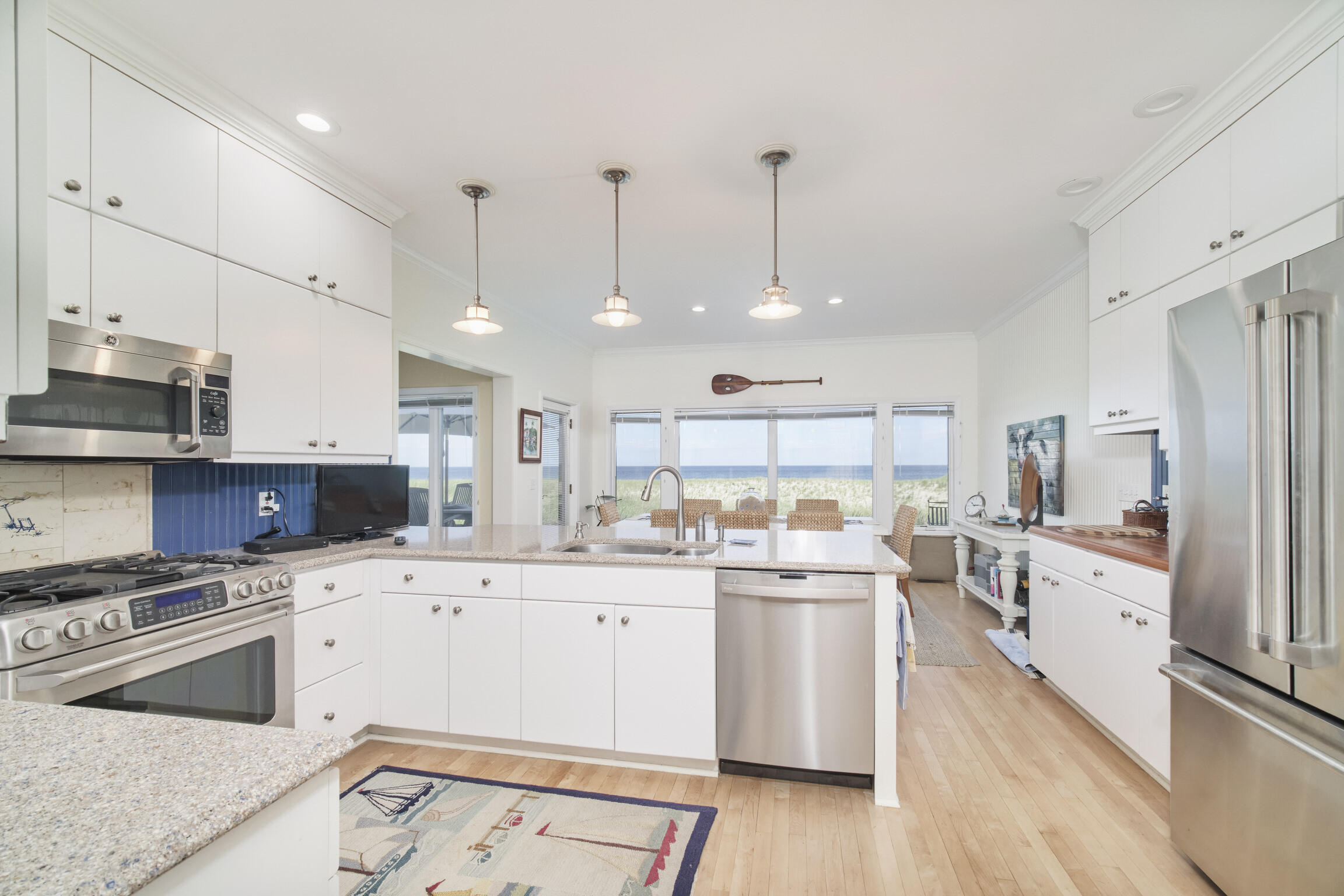 298 N Lakeshore Drive
